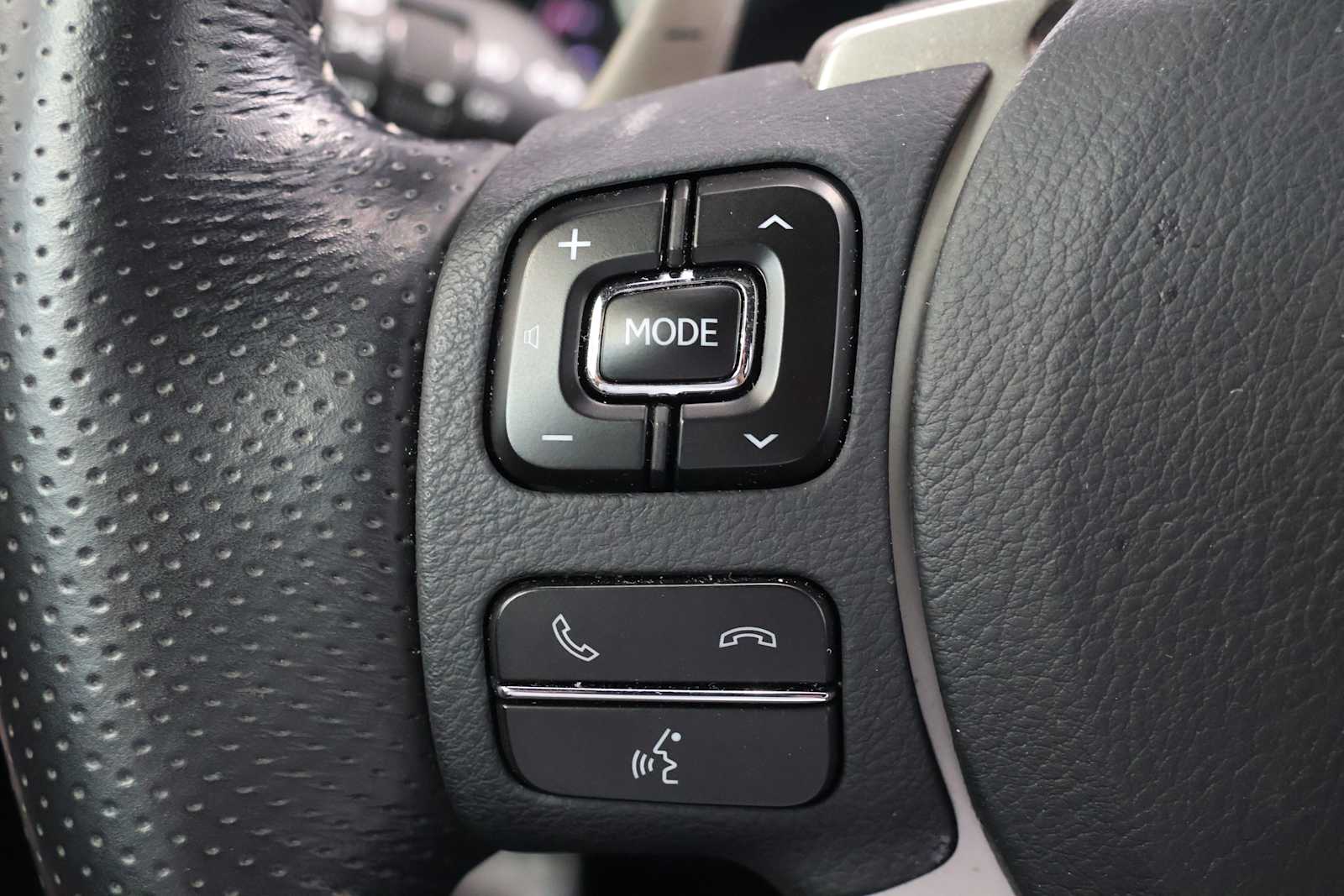 Used 2020 Atomic Silver Lexus F SPORT image 16