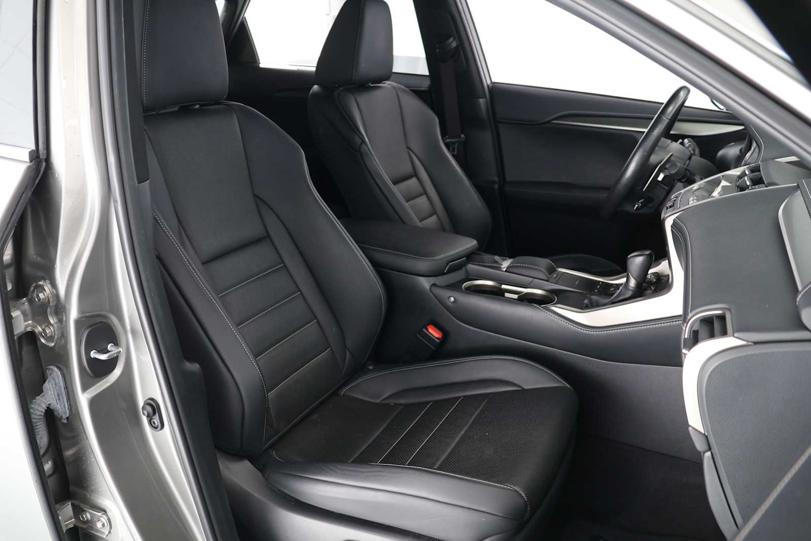 Used 2020 Atomic Silver Lexus F SPORT image 11