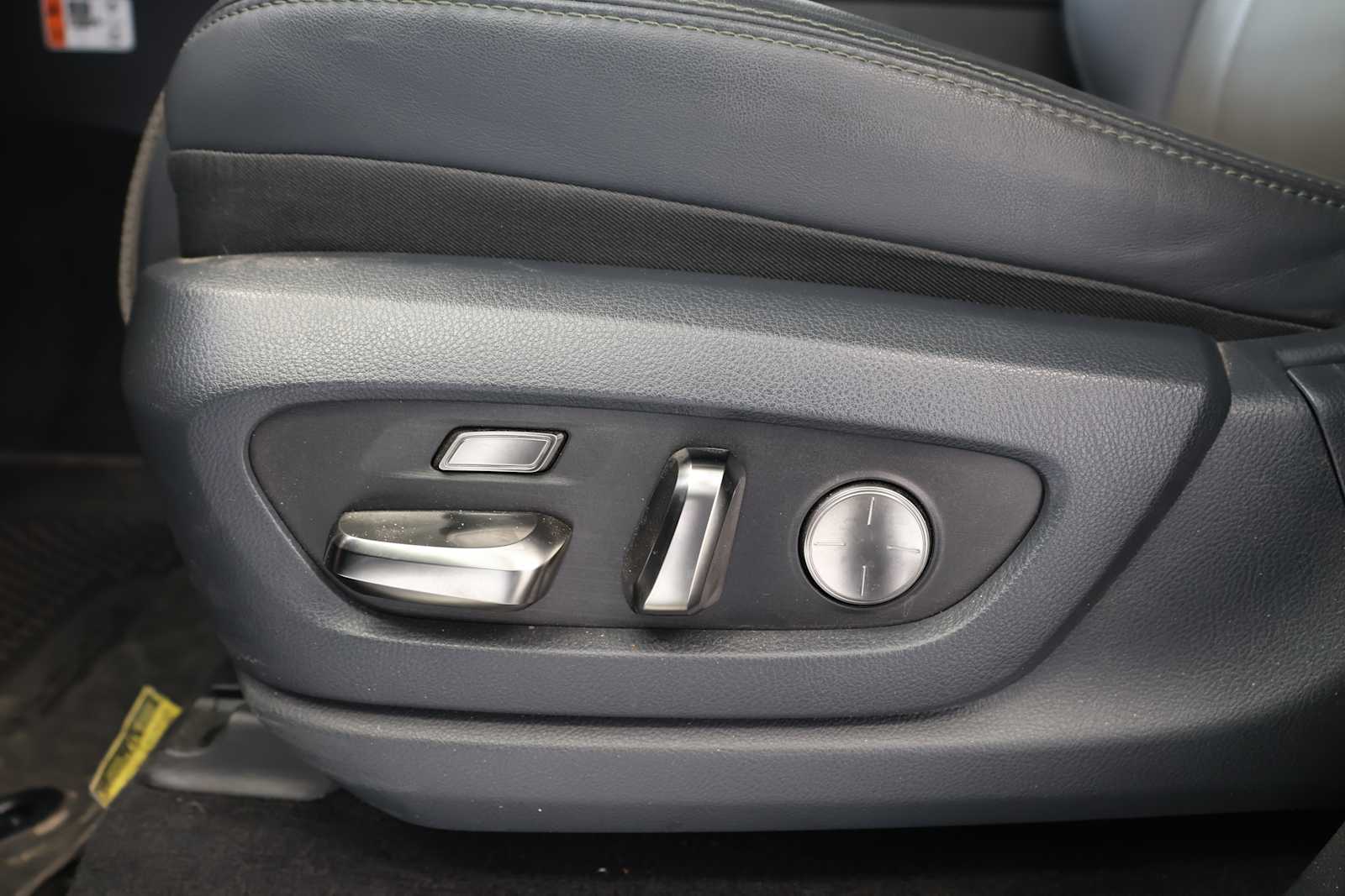 Used 2025 Earth Lexus Overtrail image 15