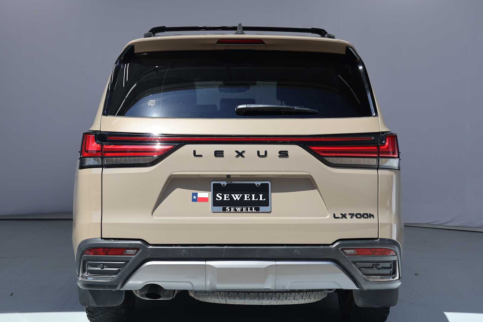Used 2025 Earth Lexus Overtrail image 8