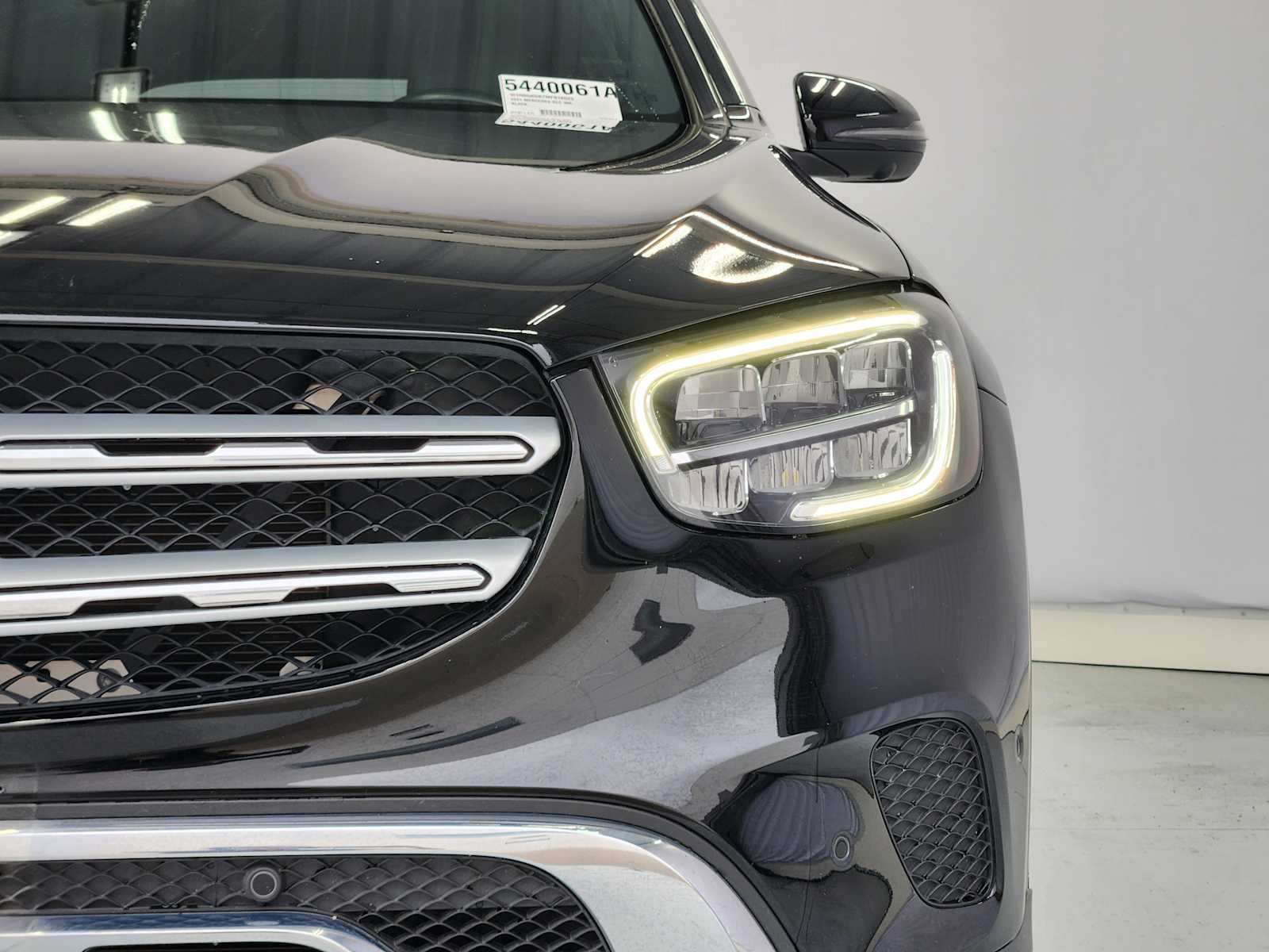 Used 2021 Black Mercedes-Benz GLC 300 image 5