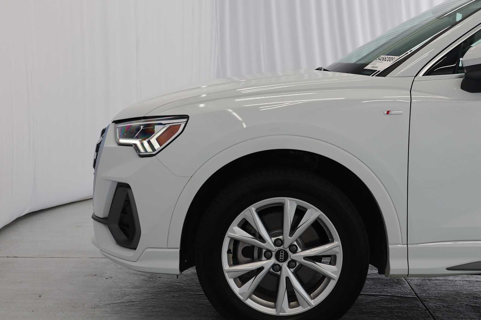 Used 2025 GLACIER WHITE Audi S line Premium Plus image 10