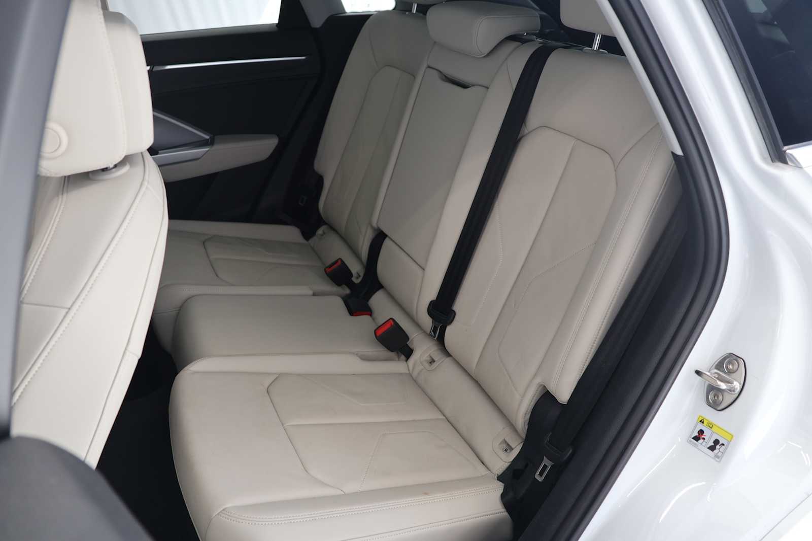 Used 2025 GLACIER WHITE Audi S line Premium Plus image 24