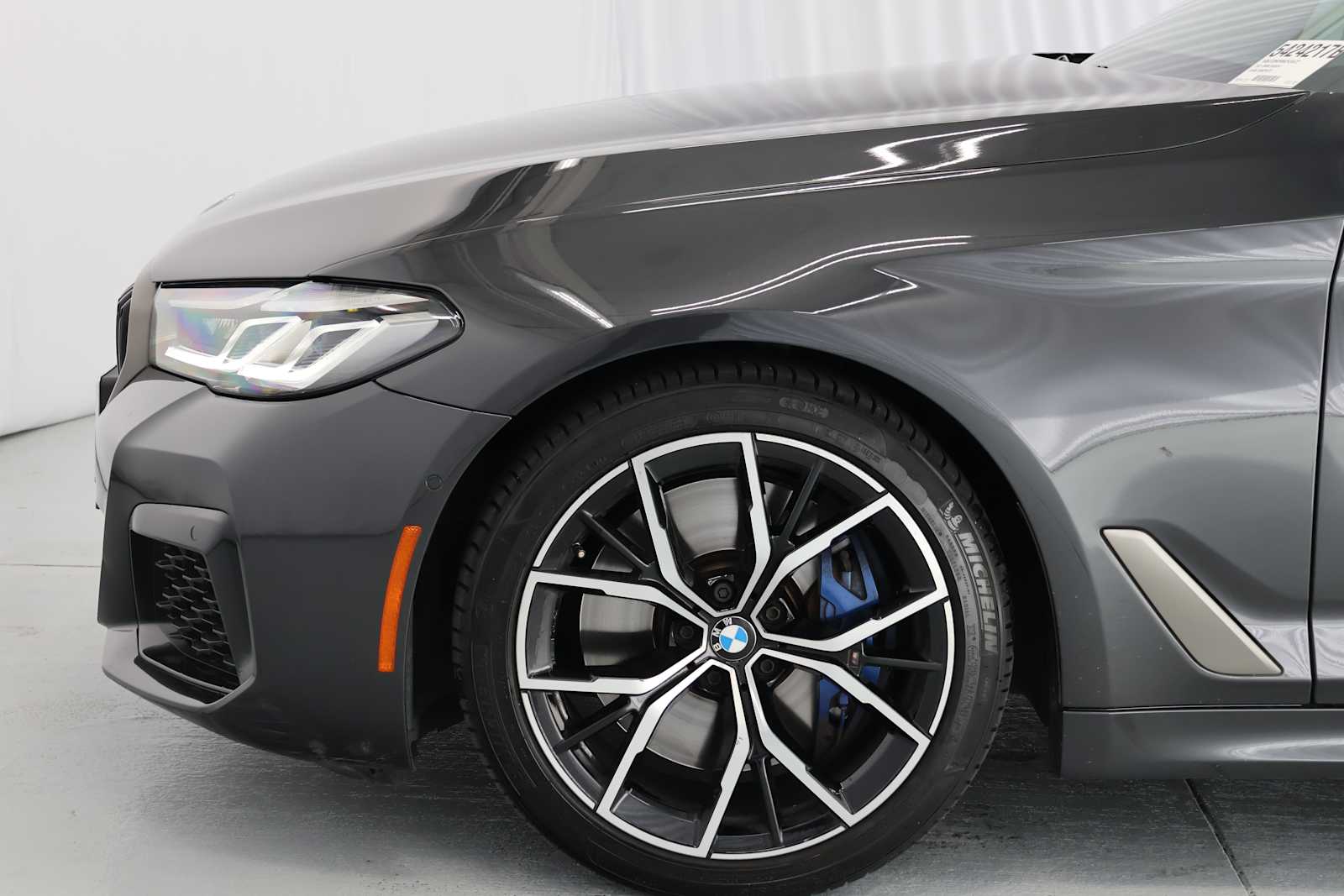 Used 2021 Dark Graphite Metallic BMW M550i xDrive image 8