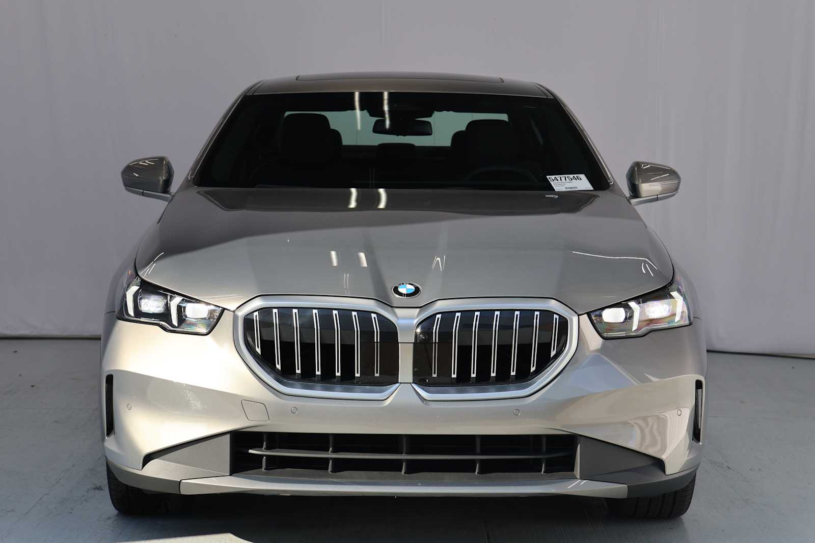 Certified Used 2026 Oxide Grey Met BMW 530i image 2