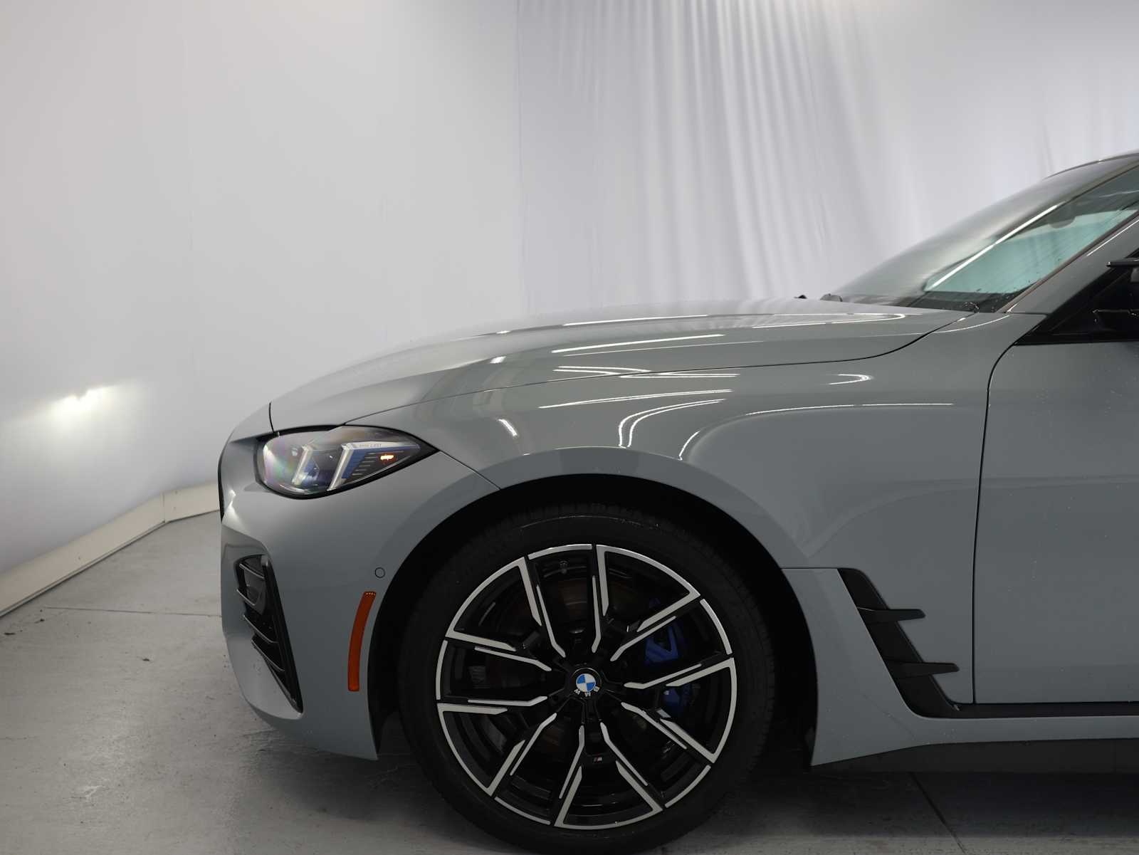 Used 2026 Brooklyn Grey Metallic BMW M440i image 10