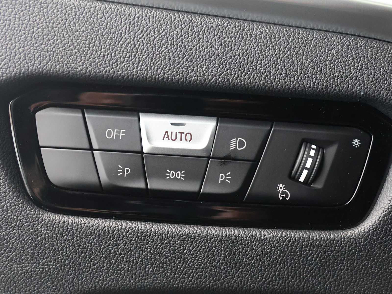 Used 2026 Brooklyn Grey Metallic BMW M440i image 13