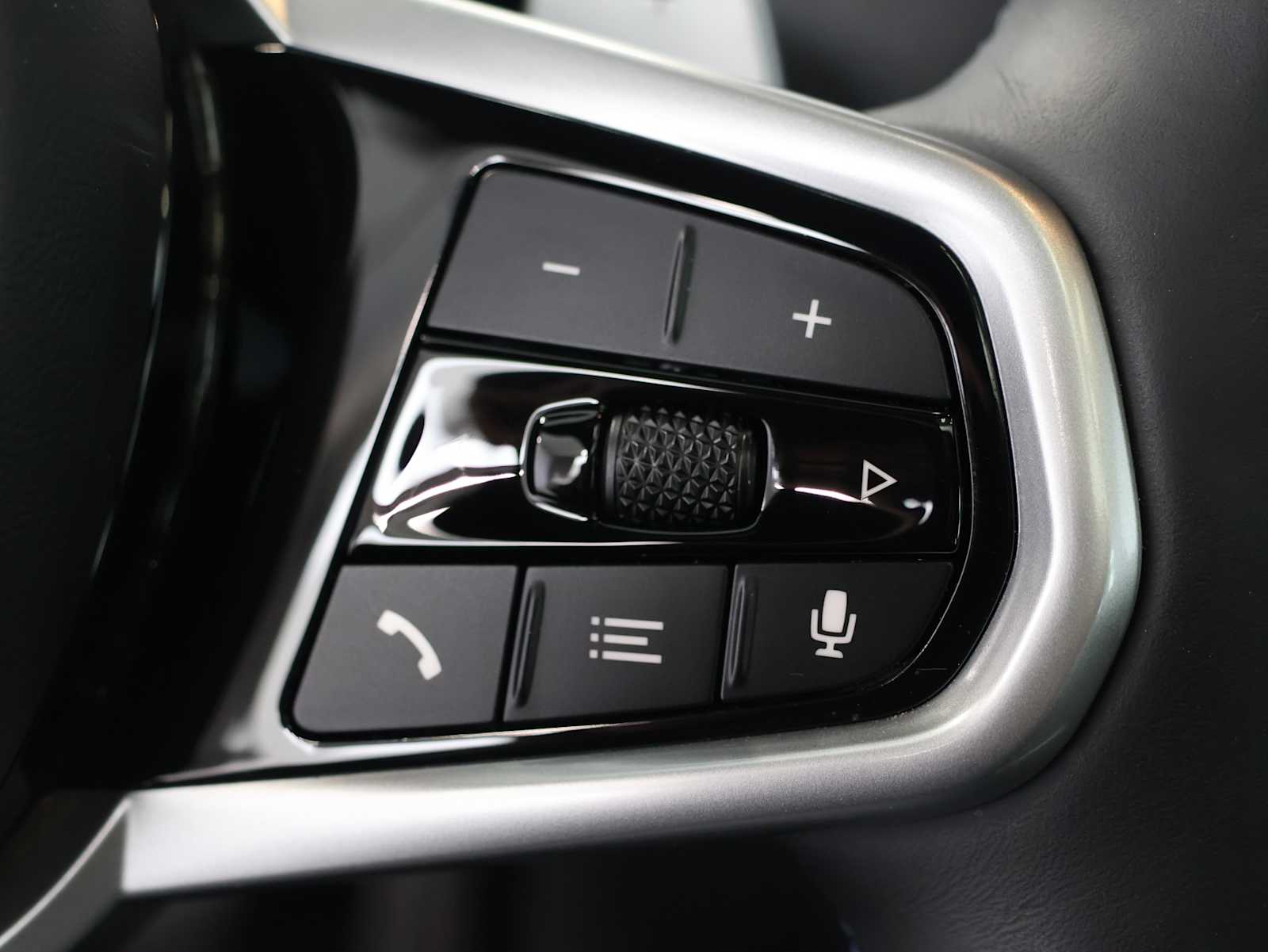 Used 2026 Brooklyn Grey Metallic BMW M440i image 19