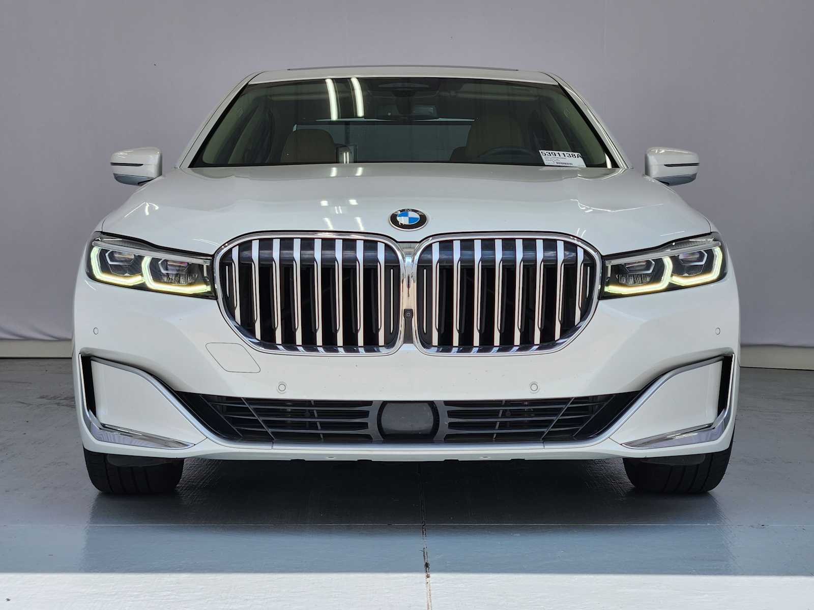 Used 2022 Mineral White Metallic BMW 740i image 2