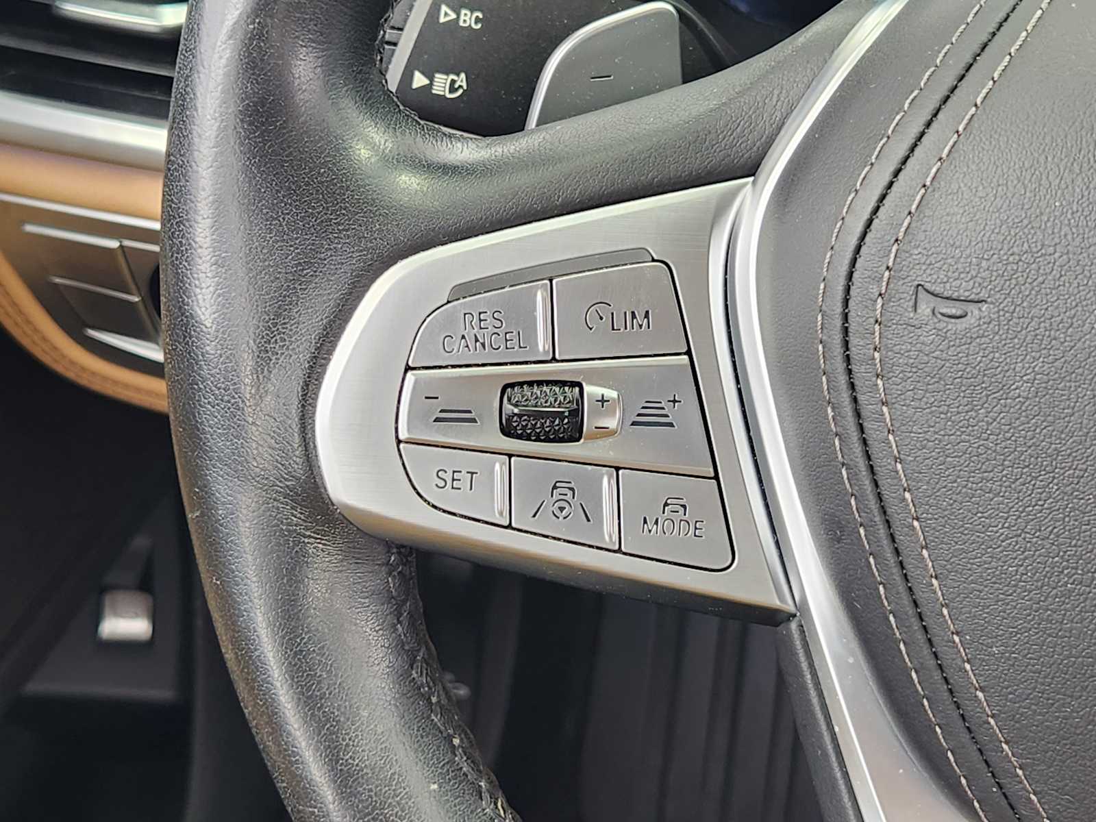 Used 2022 Mineral White Metallic BMW 740i image 18