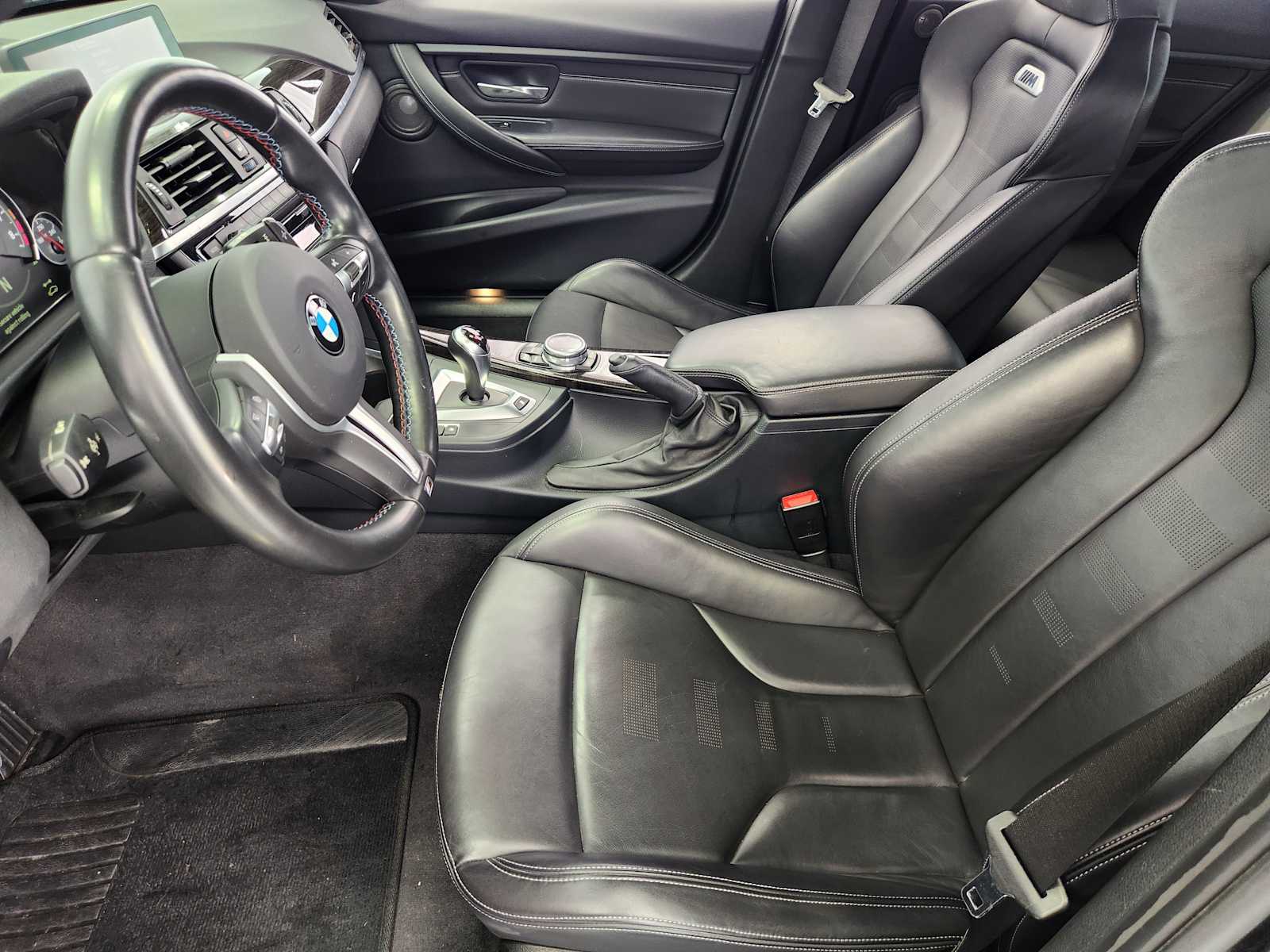 Used 2015 Mineral Gray Metallic BMW  image 9