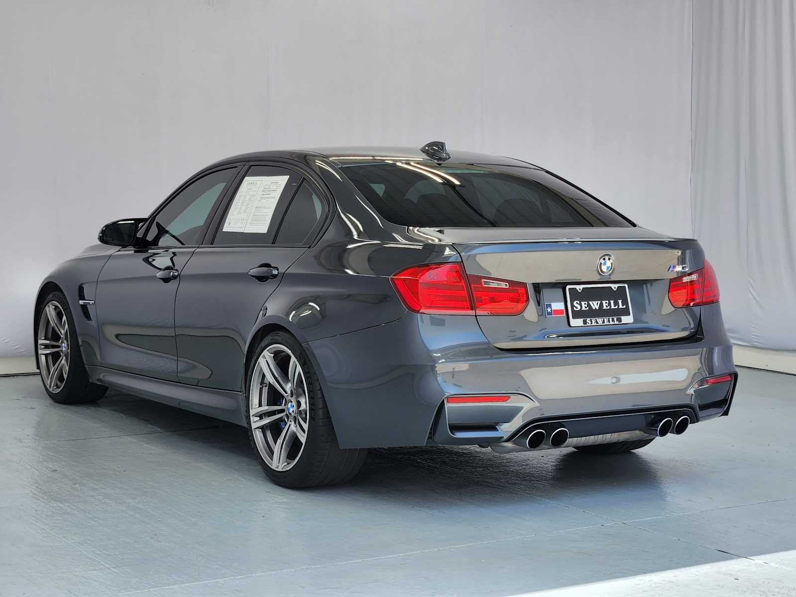 Used 2015 Mineral Gray Metallic BMW  image 3