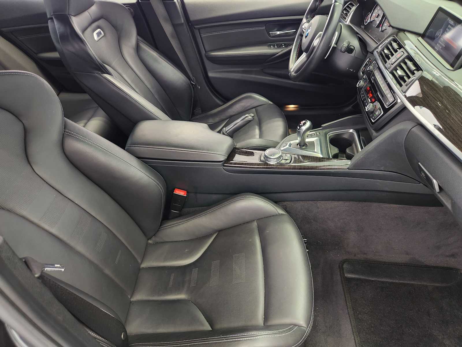 Used 2015 Mineral Gray Metallic BMW  image 10