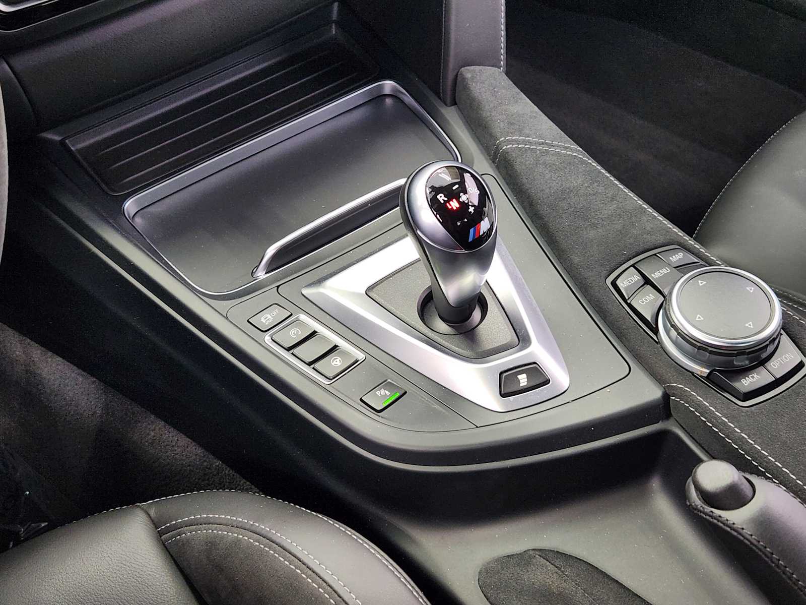 Used 2016 BLACK SAPPHIRE BMW GTS image 15