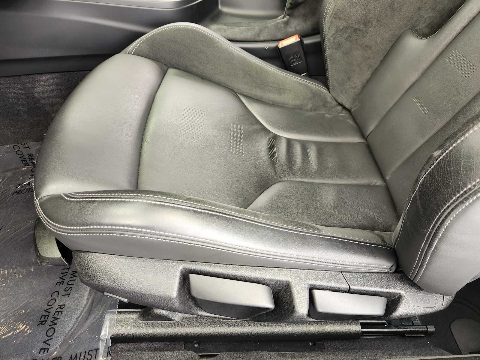 Used 2016 BLACK SAPPHIRE BMW GTS image 16