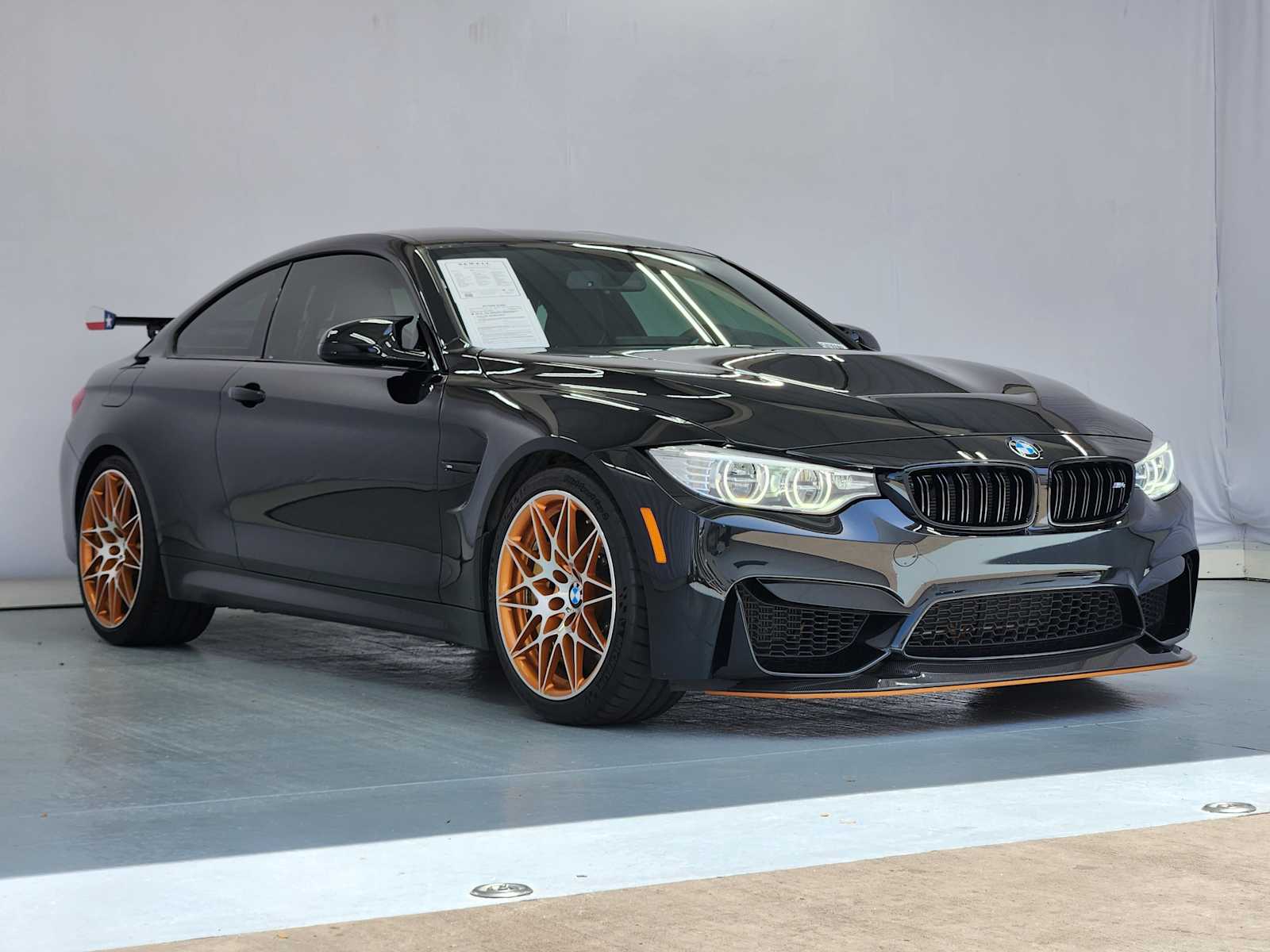 Used 2016 BLACK SAPPHIRE BMW GTS image 2