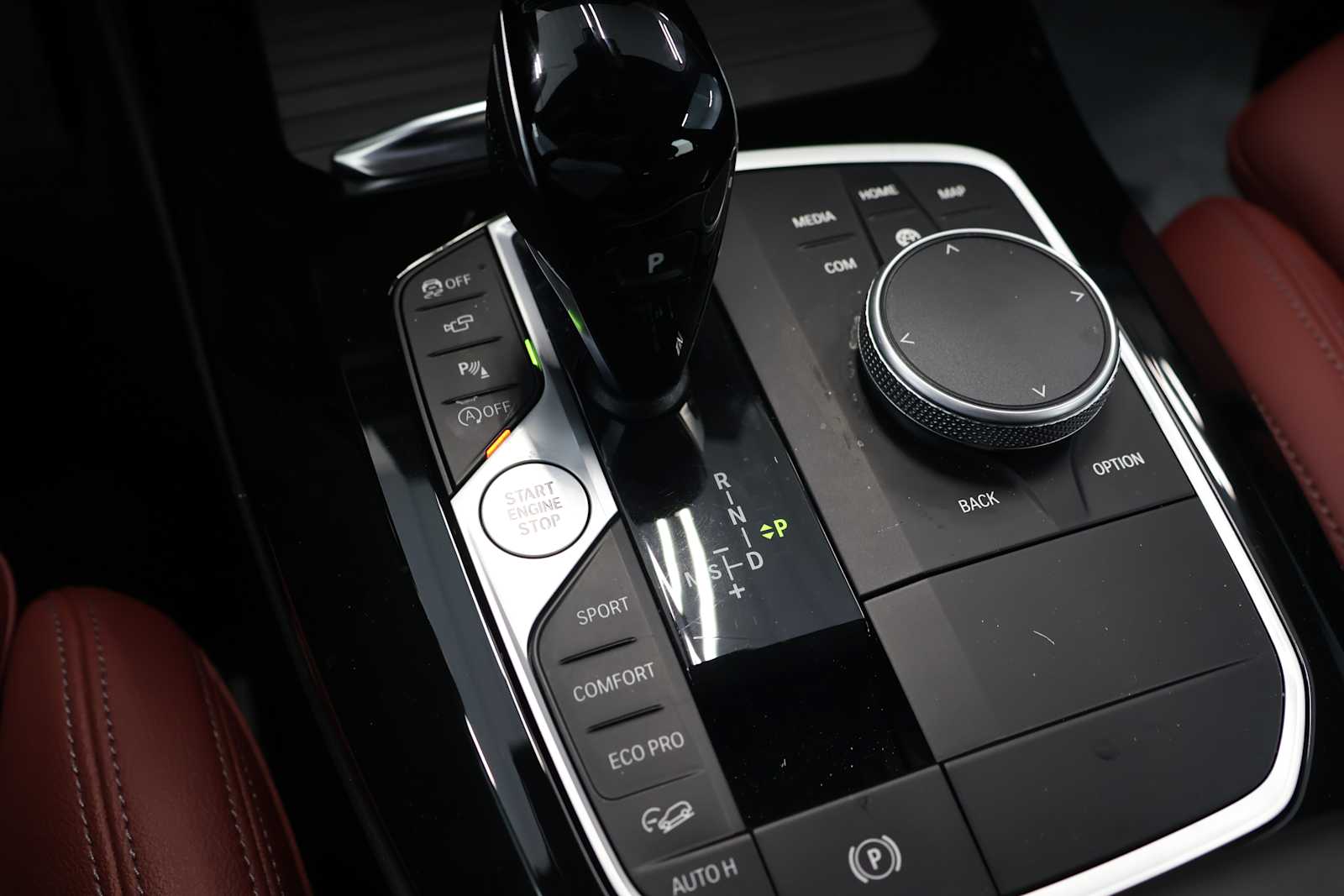 Used 2024 Dark Graphite Metallic BMW xDrive30i image 46