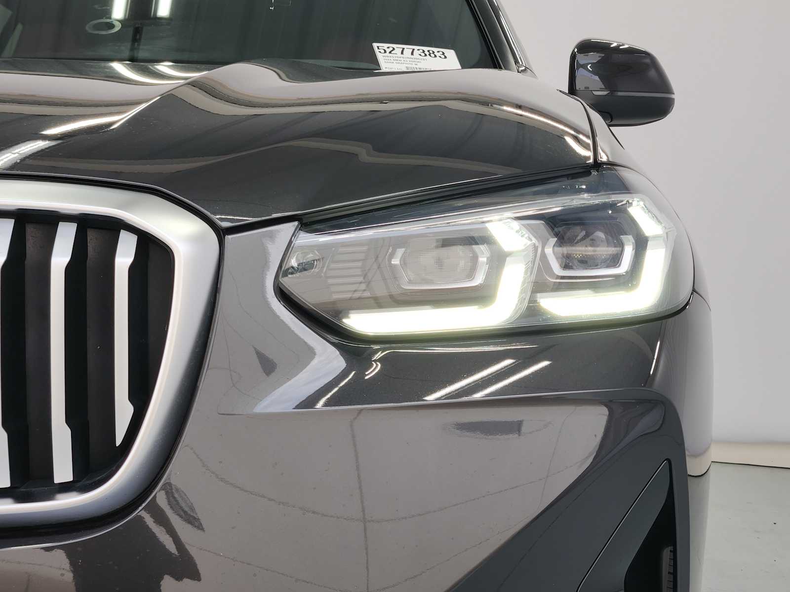 Used 2024 Dark Graphite Metallic BMW xDrive30i image 14