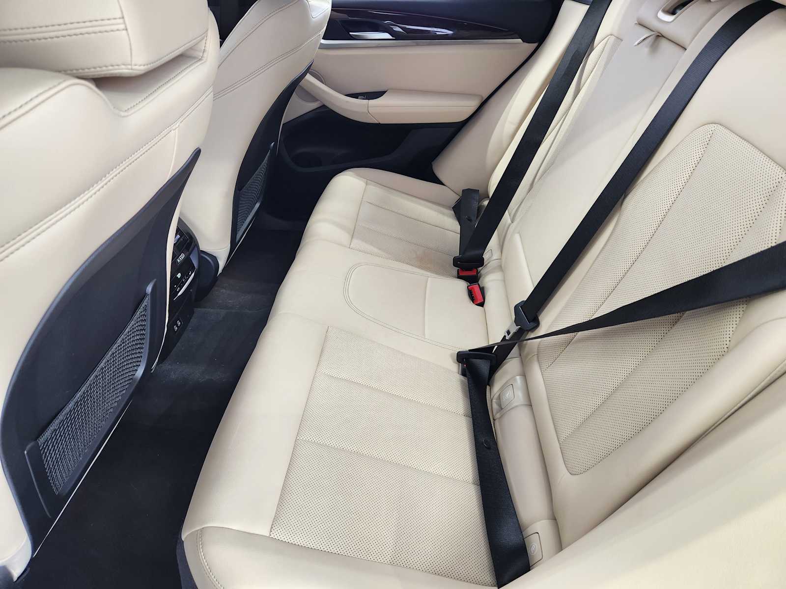 Used 2023 Alpine White BMW xDrive30i image 19
