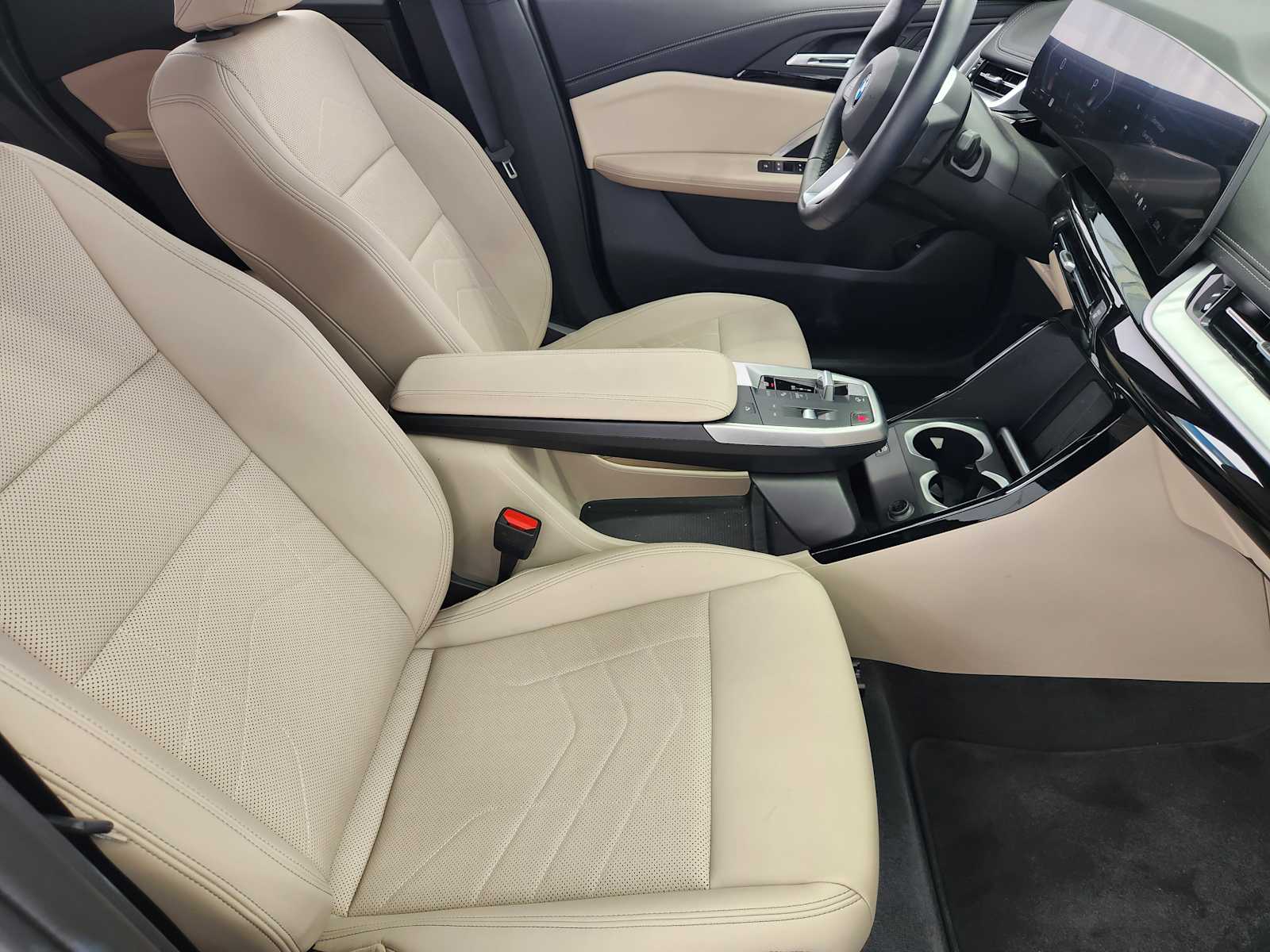 Used 2025 Phytonic Blue Metallic BMW xDrive28i image 11
