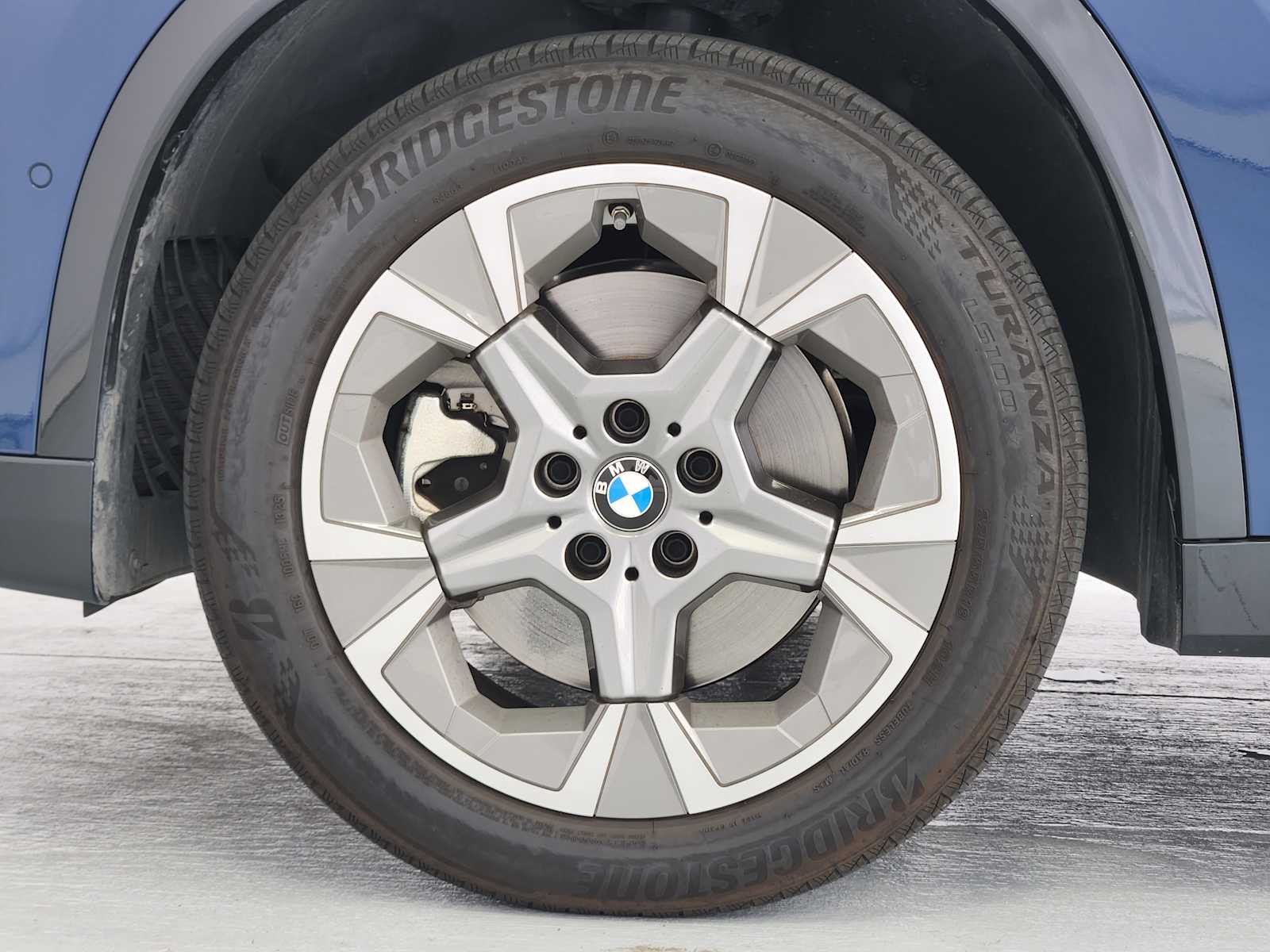 Used 2025 Phytonic Blue Metallic BMW xDrive28i image 9