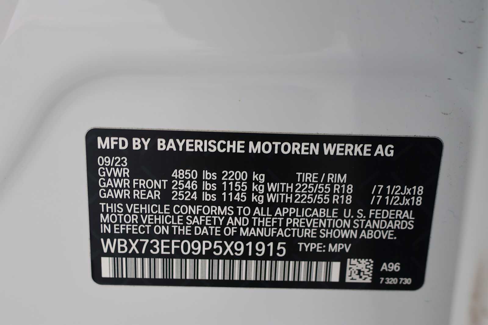 Used 2023 Mineral White Metallic BMW xDrive28i image 26