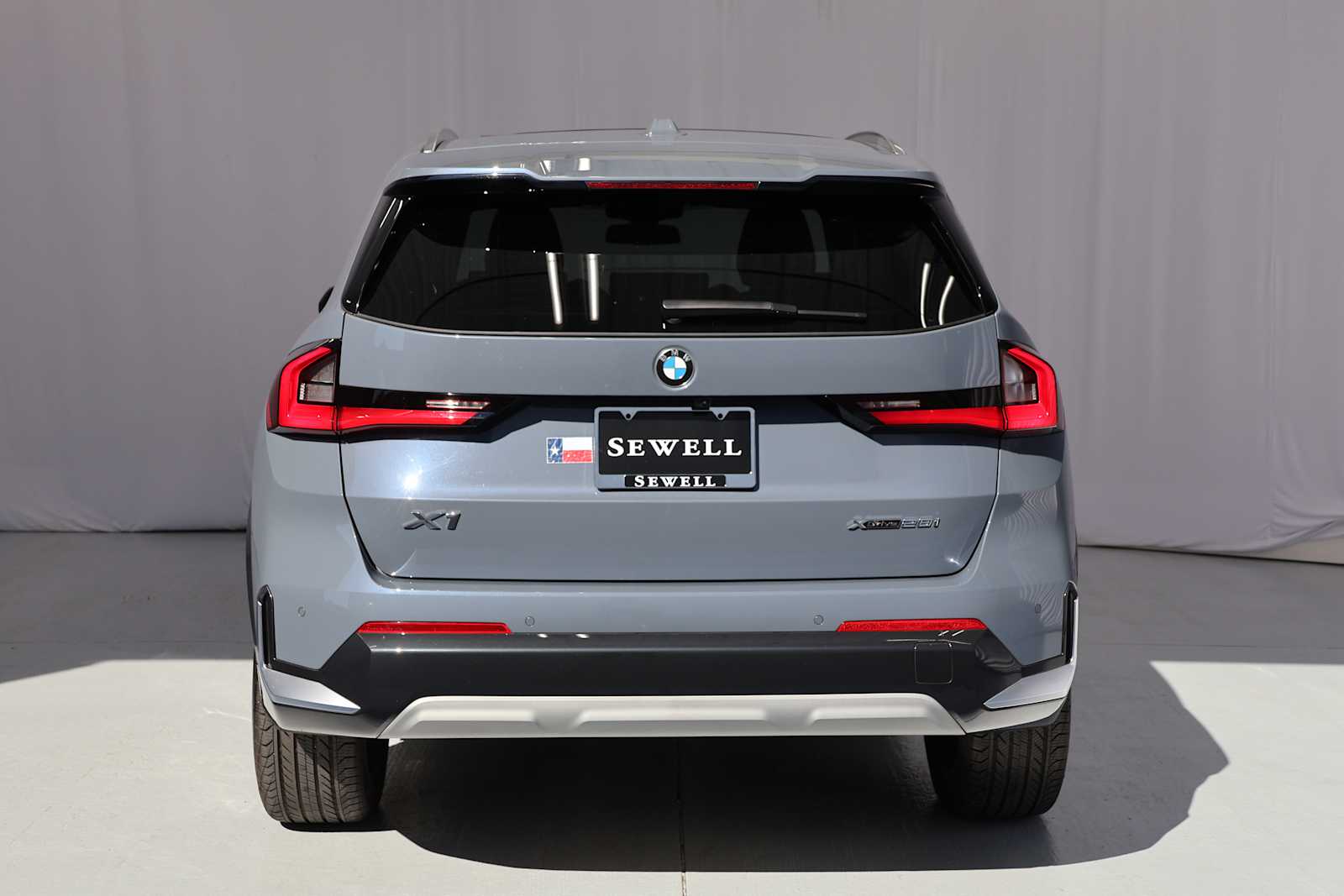 Used 2025 Storm Bay Metallic BMW xDrive28i image 6
