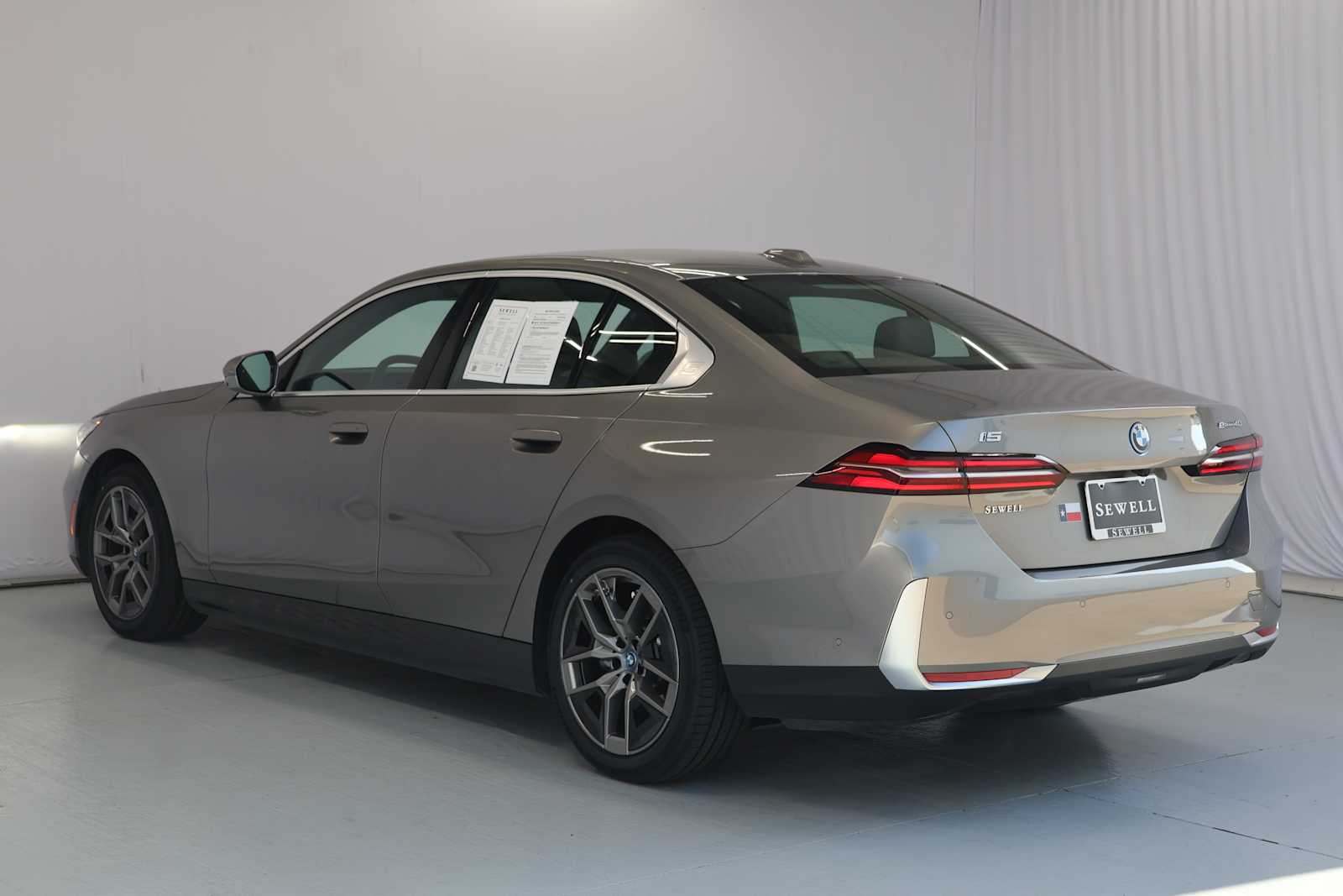 Certified Used 2024 Oxide Grey Met BMW eDrive40 image 8