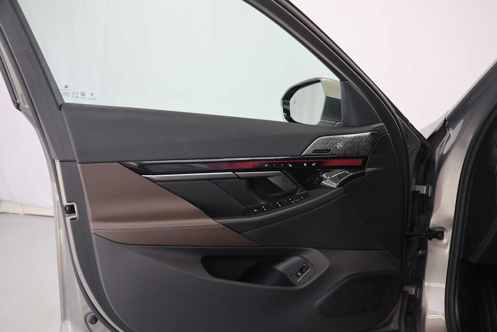 Certified Used 2024 Oxide Grey Met BMW eDrive40 image 13