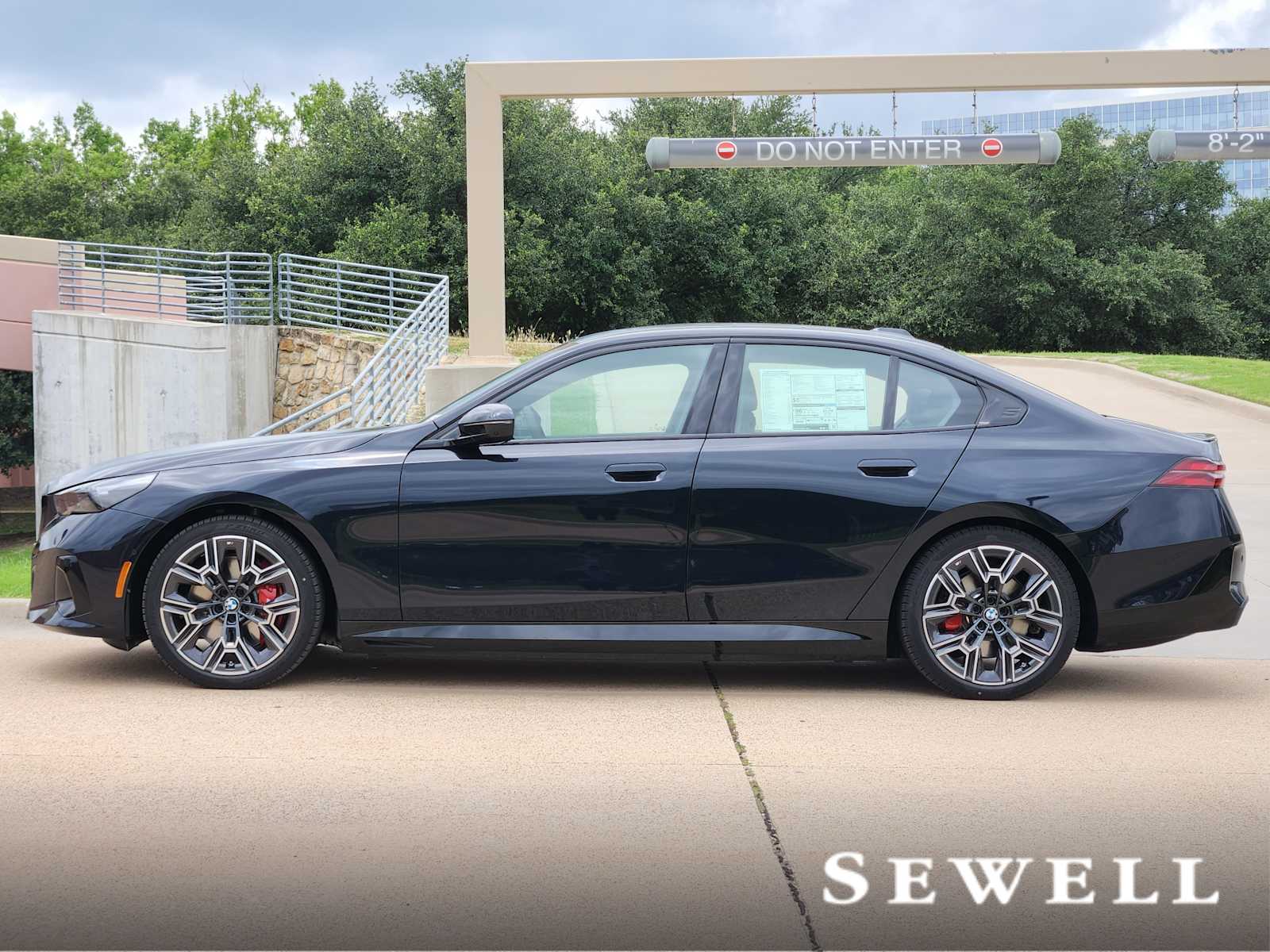 New 2027 BMW i5 xDrive40 Sedan in #5432068 | Sewell Automotive