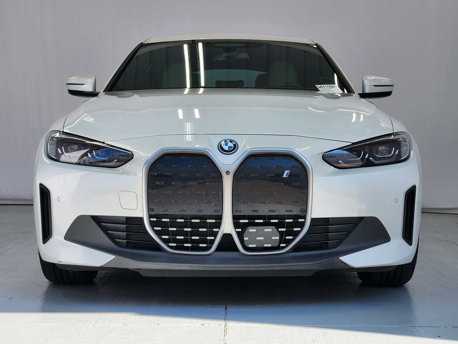 Used 2023 Mineral White Metallic BMW eDrive35 image 2