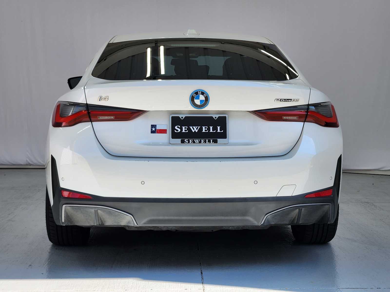 Used 2023 Mineral White Metallic BMW eDrive35 image 7