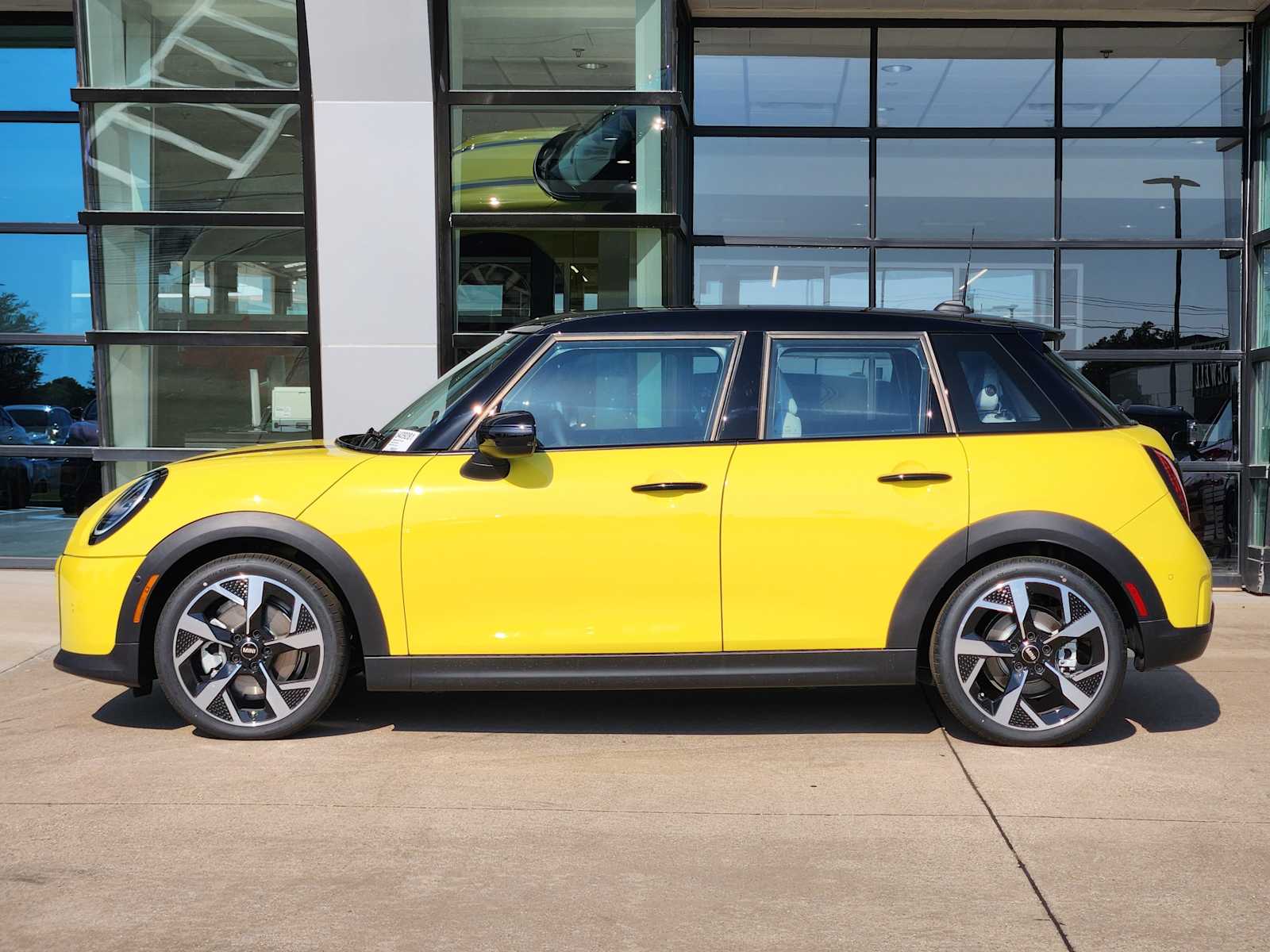 car-gallery-2