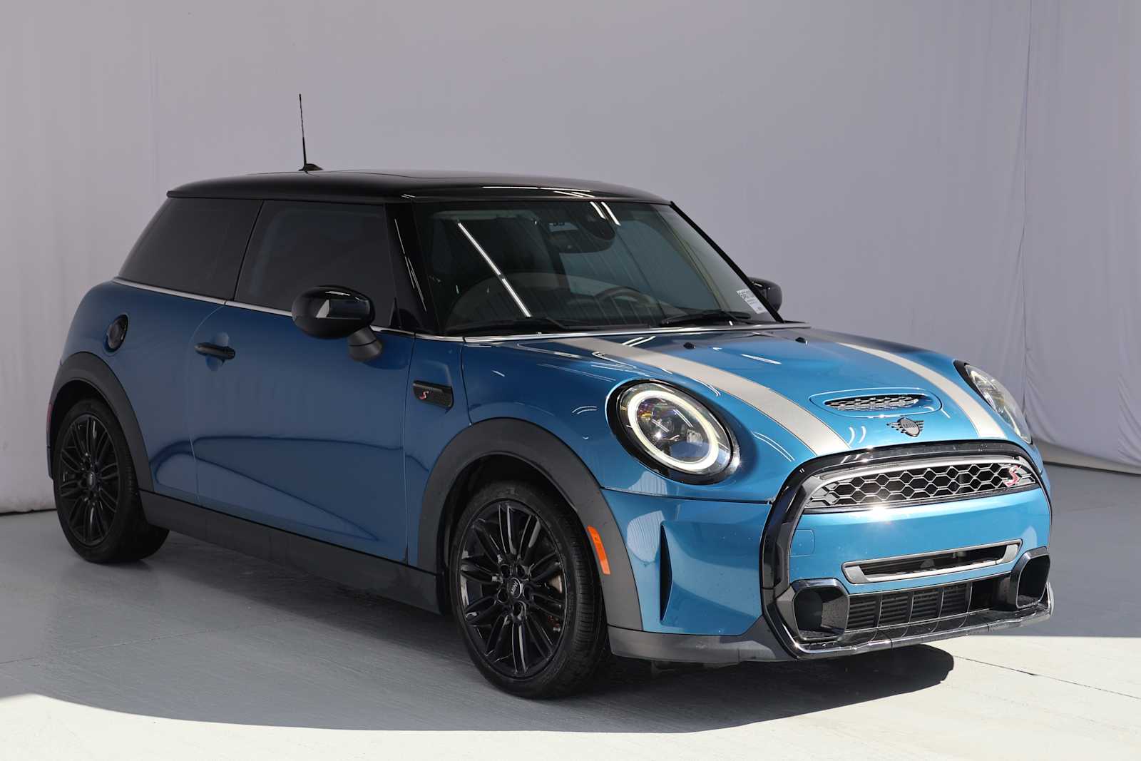 car-gallery-3