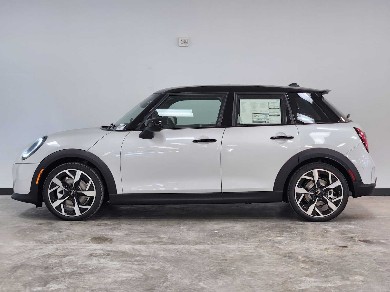 car-gallery-2