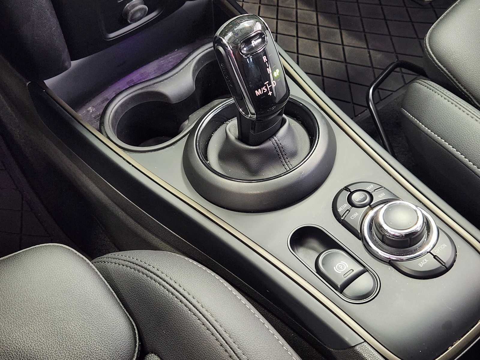 car-gallery-16