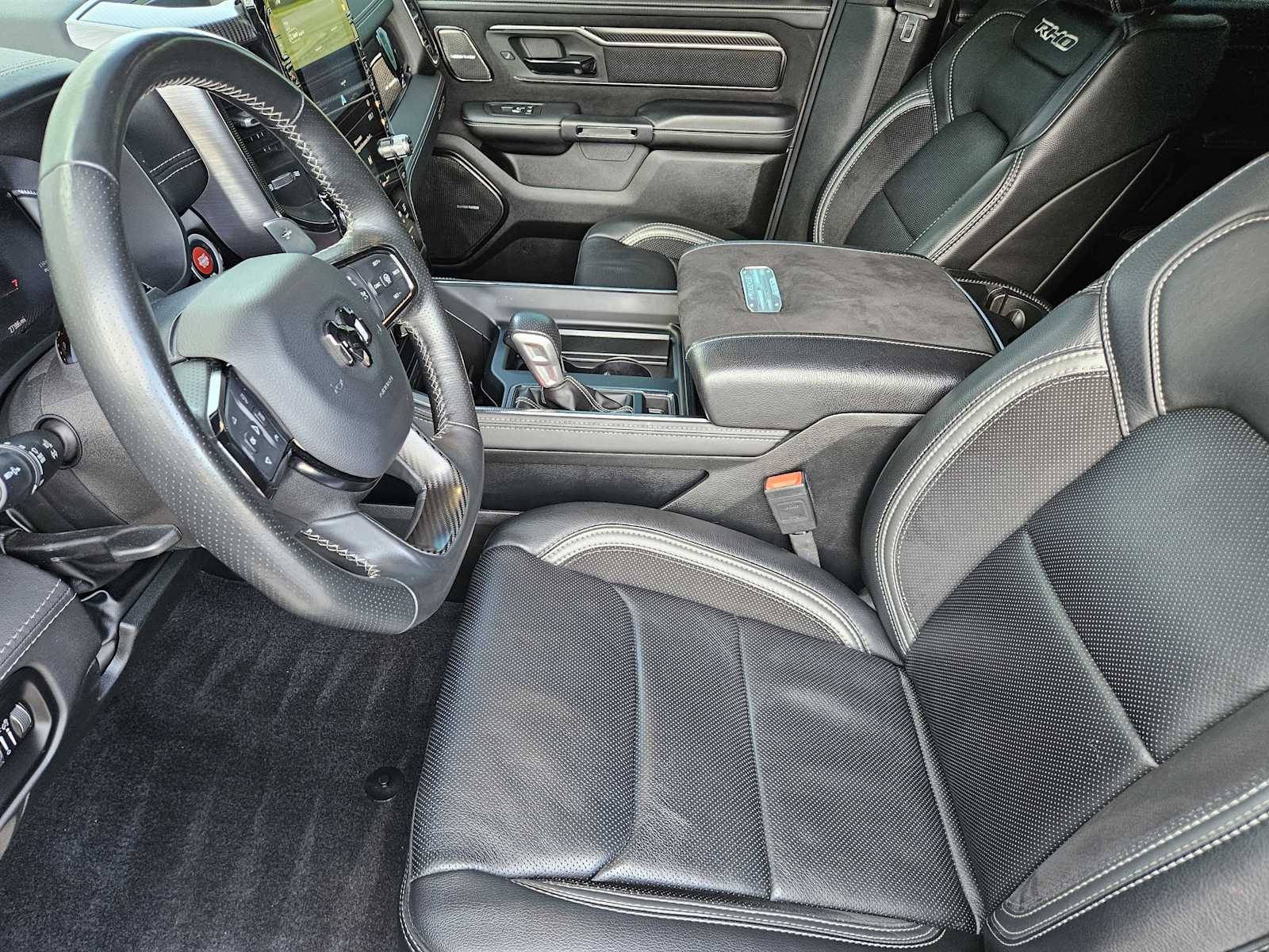 Used 2025 Diamond Black Crystal Pearlcoat Ram RHO image 11