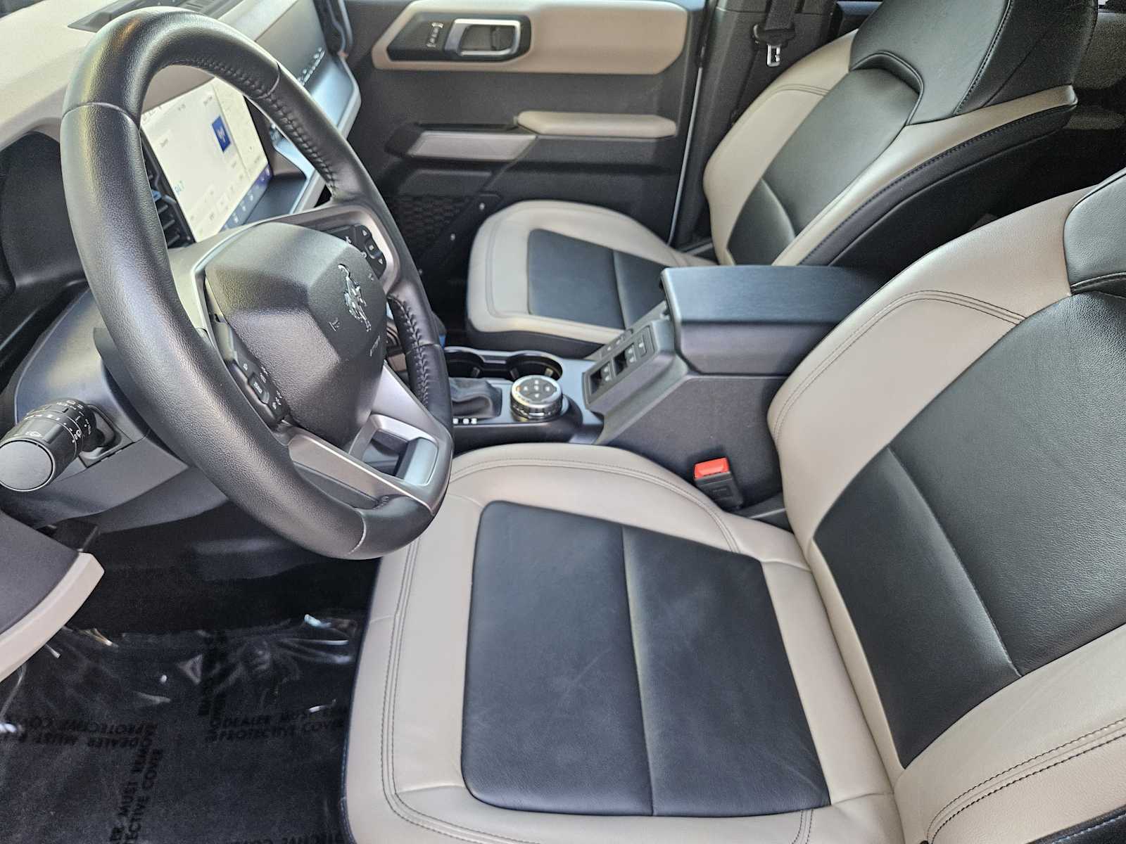 Used 2022 Cactus Gray Ford Wildtrak image 10