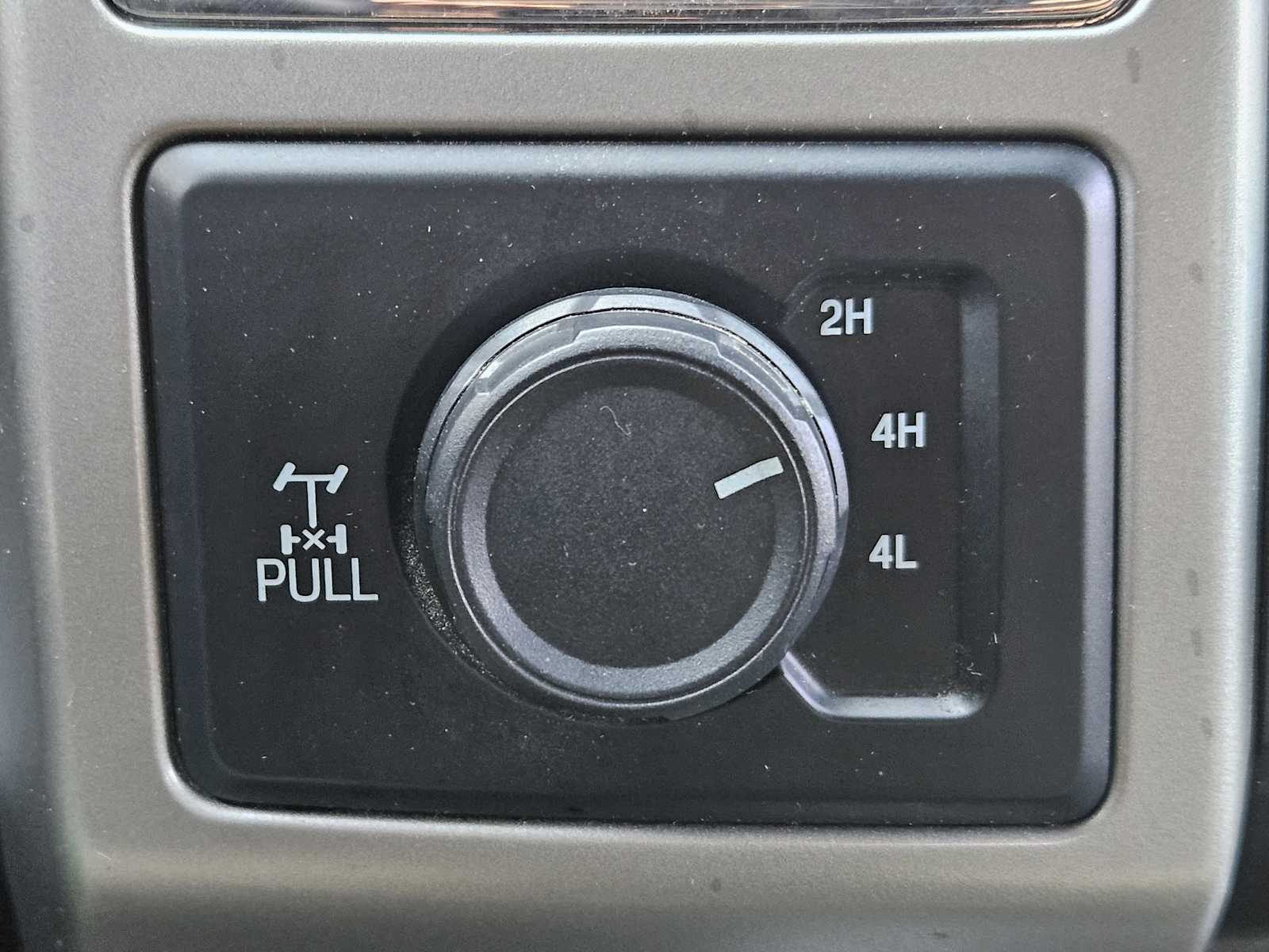 Used 2017 Oxford White/Magnetic Ford Lariat image 19