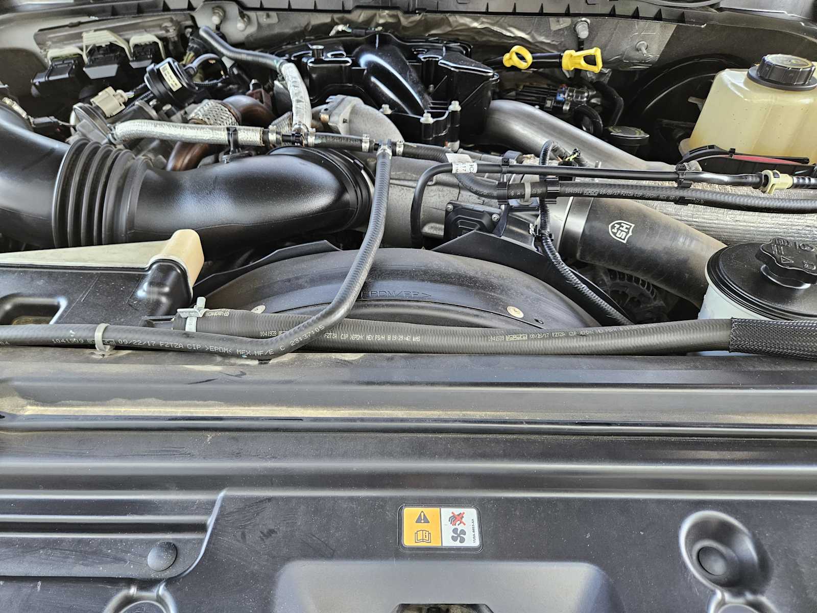 Used 2017 Oxford White/Magnetic Ford Lariat image 27