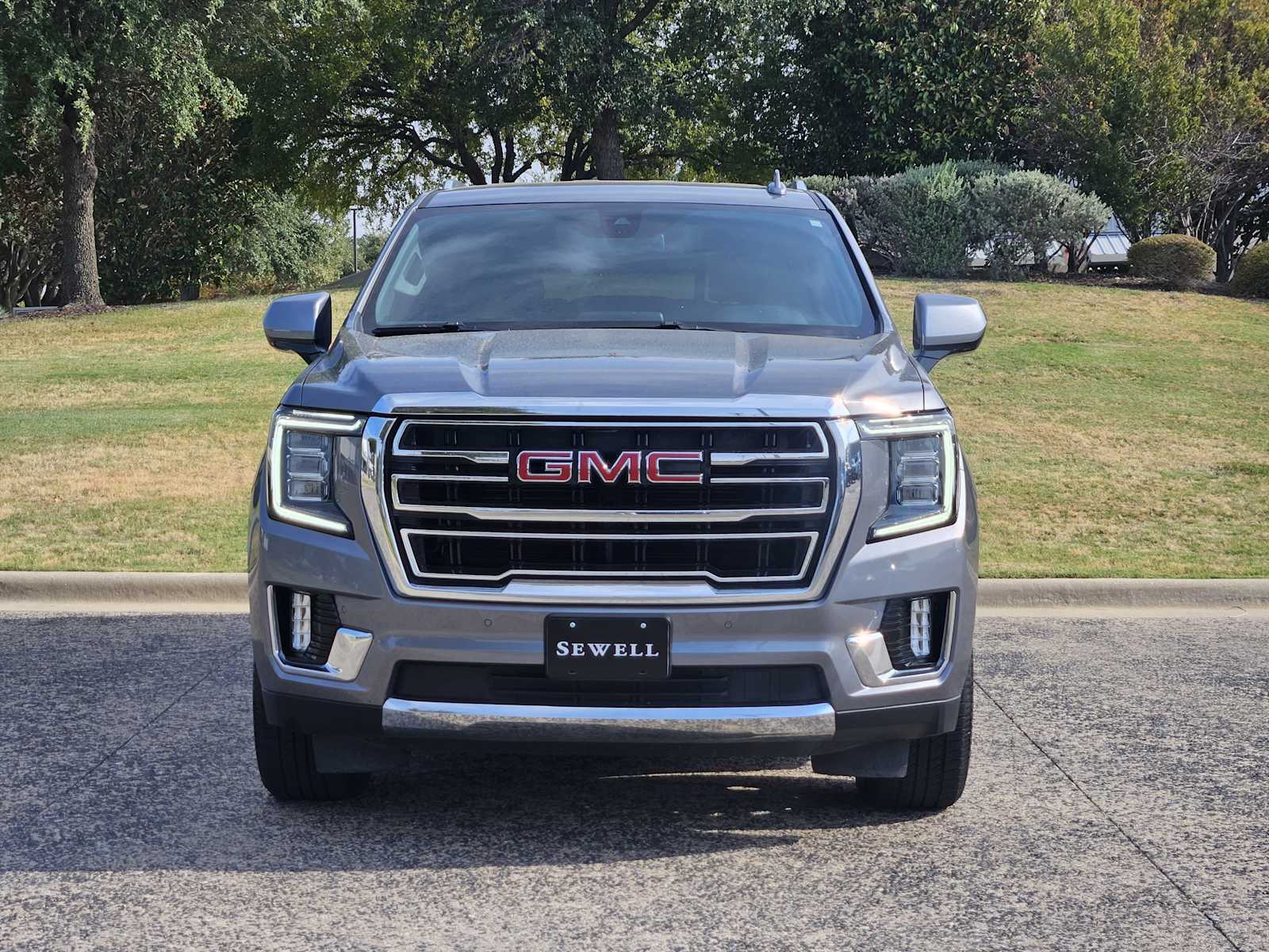 Used 2021 Satin Steel Metallic GMC SLT image 2