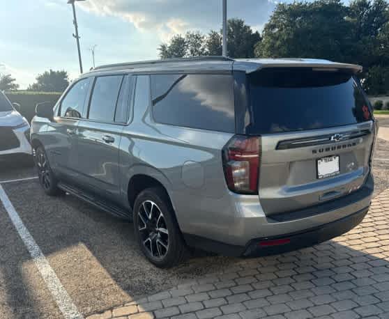 Used 2023 Sterling Gray Metallic Chevrolet RST image 4