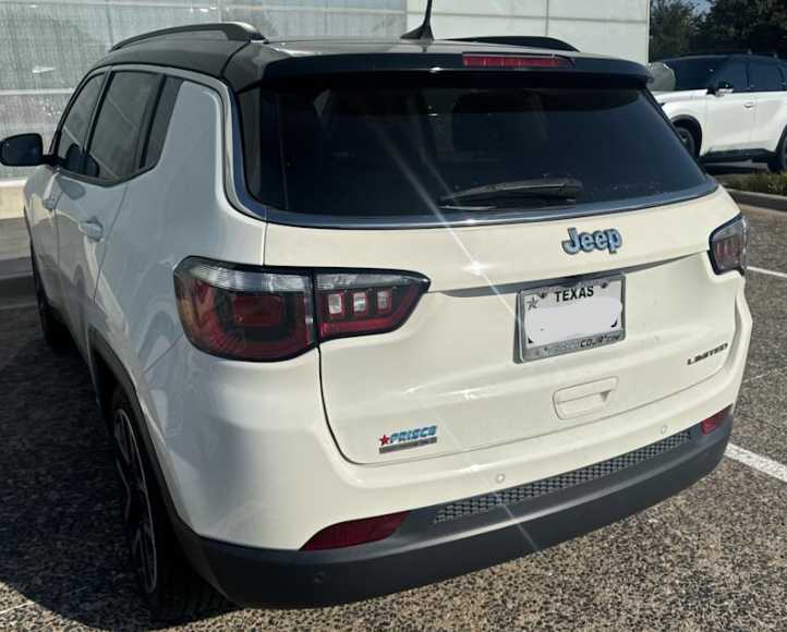 Used 2018 White Clearcoat Jeep Limited image 5