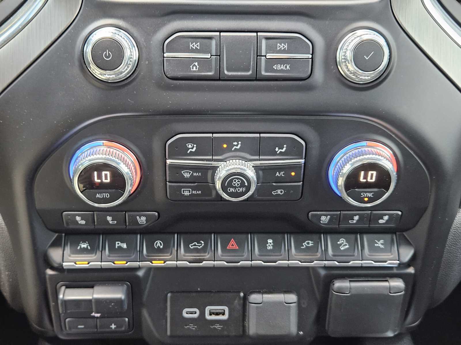 Used 2021 Onyx Black GMC Denali image 16