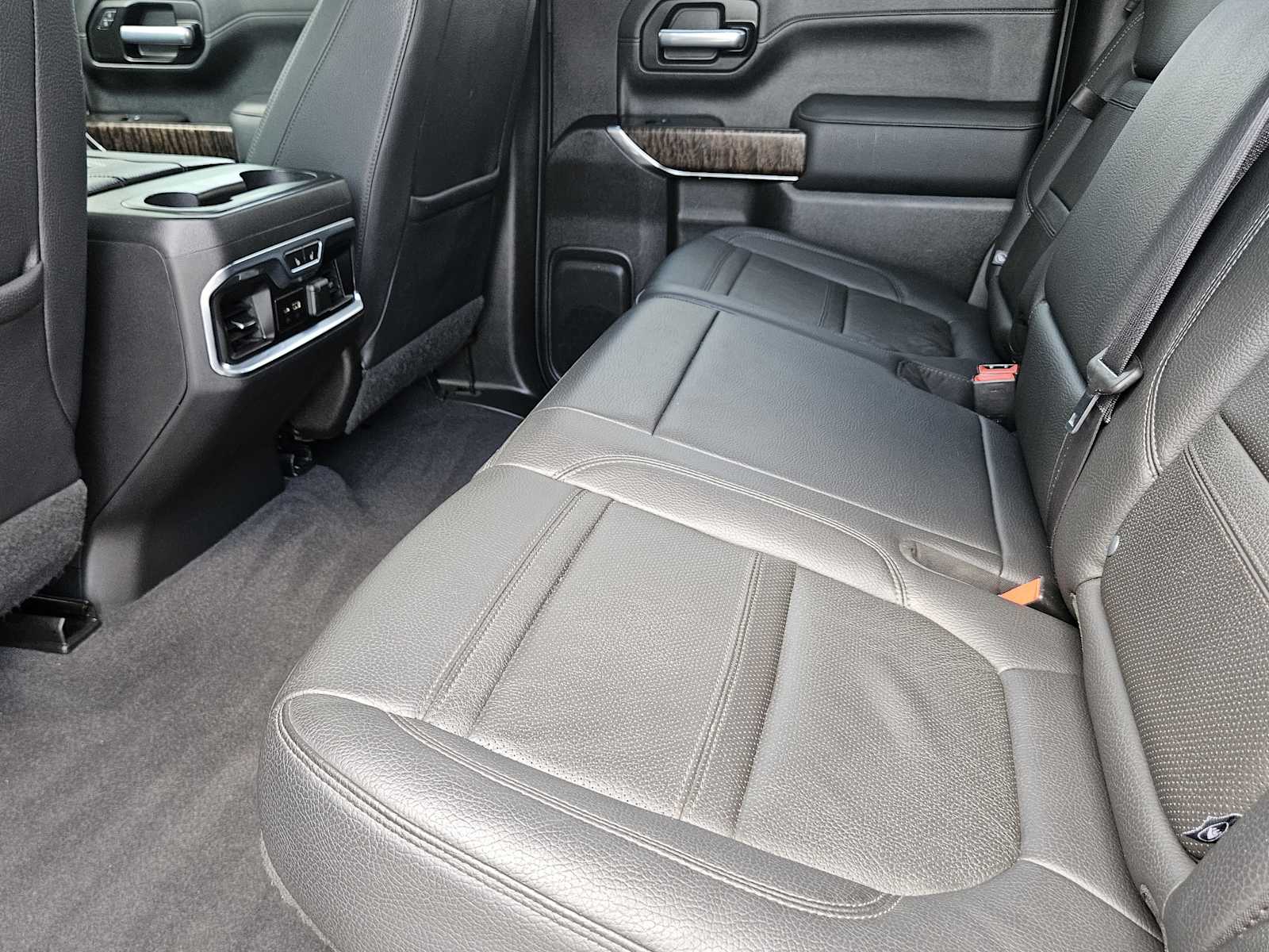 Used 2021 Onyx Black GMC Denali image 27