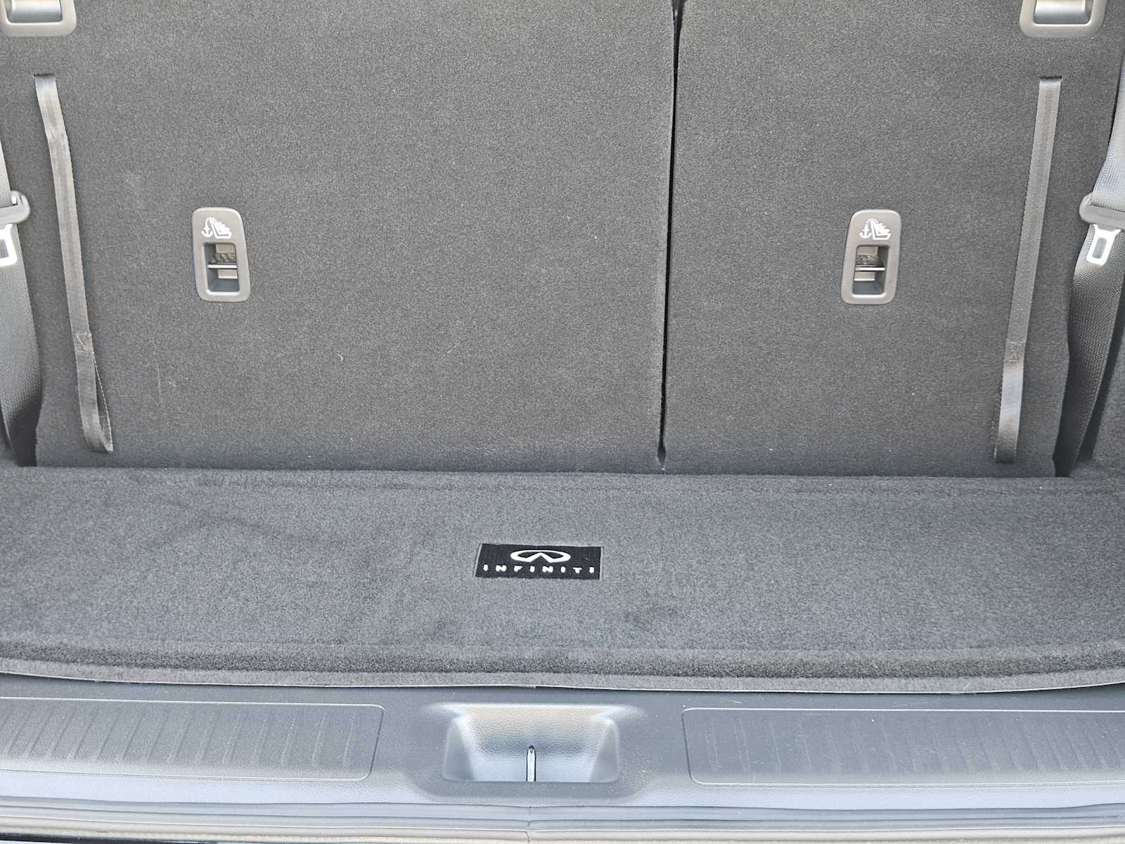 Certified Used 2027 Mineral Black INFINITI SPORT image 29