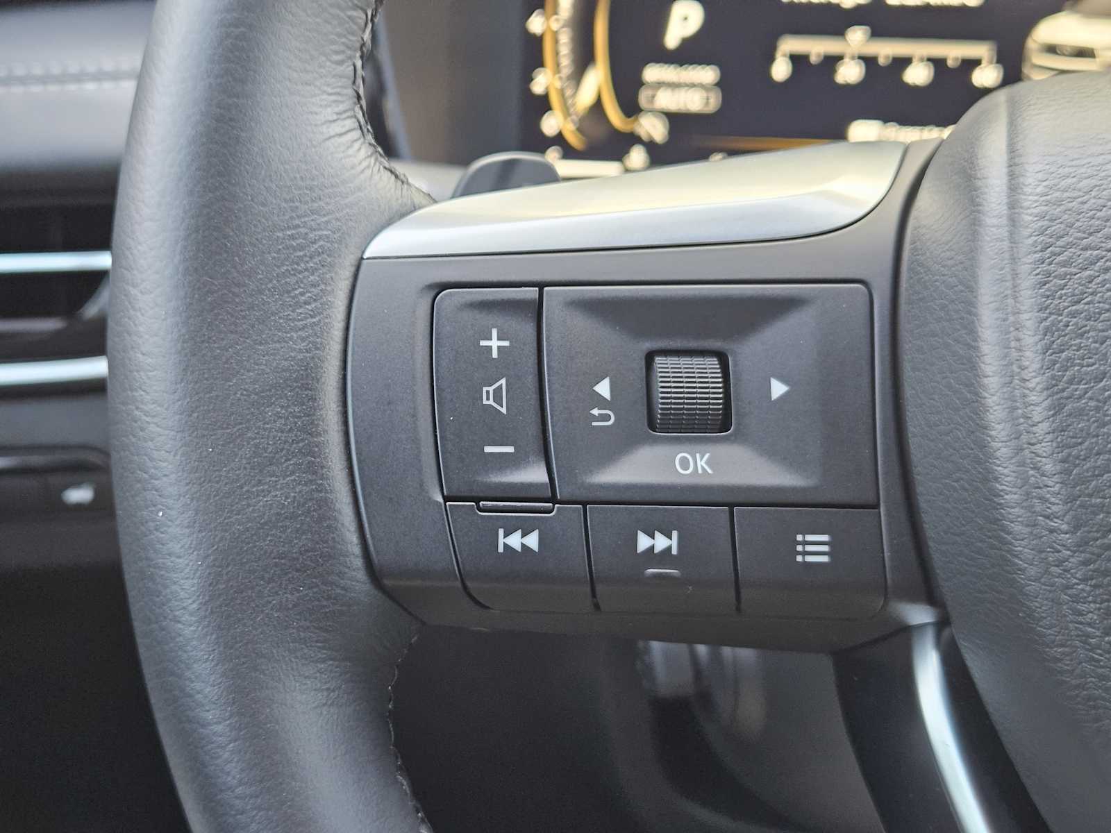 Certified Used 2027 Mineral Black INFINITI SPORT image 24