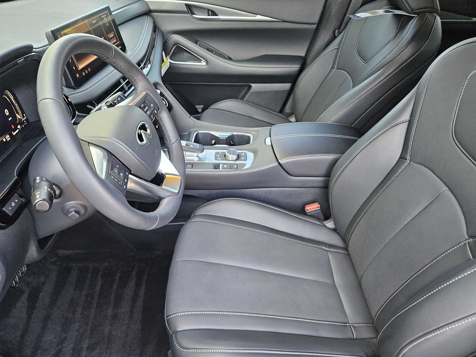 Certified Used 2027 Mineral Black INFINITI SPORT image 11