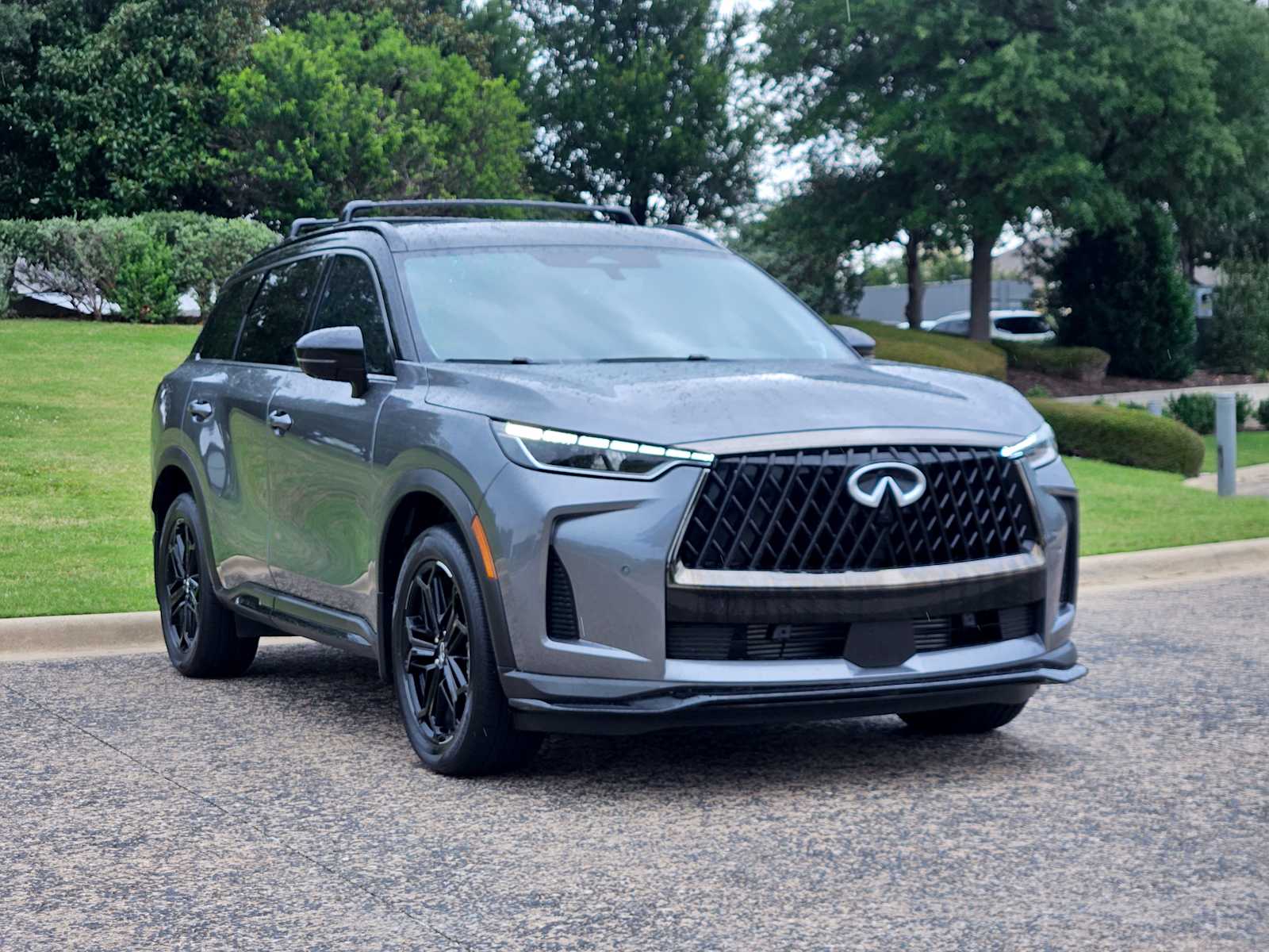 Certified Used 2026 Graphite Shadow/Black Obsidian INFINITI SPORT image 4