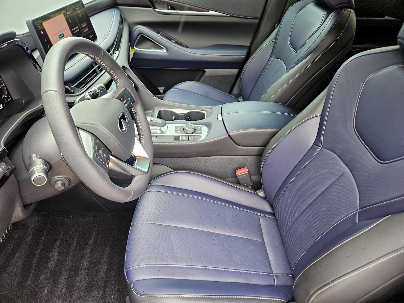 Certified Used 2026 Graphite Shadow/Black Obsidian INFINITI SPORT image 12